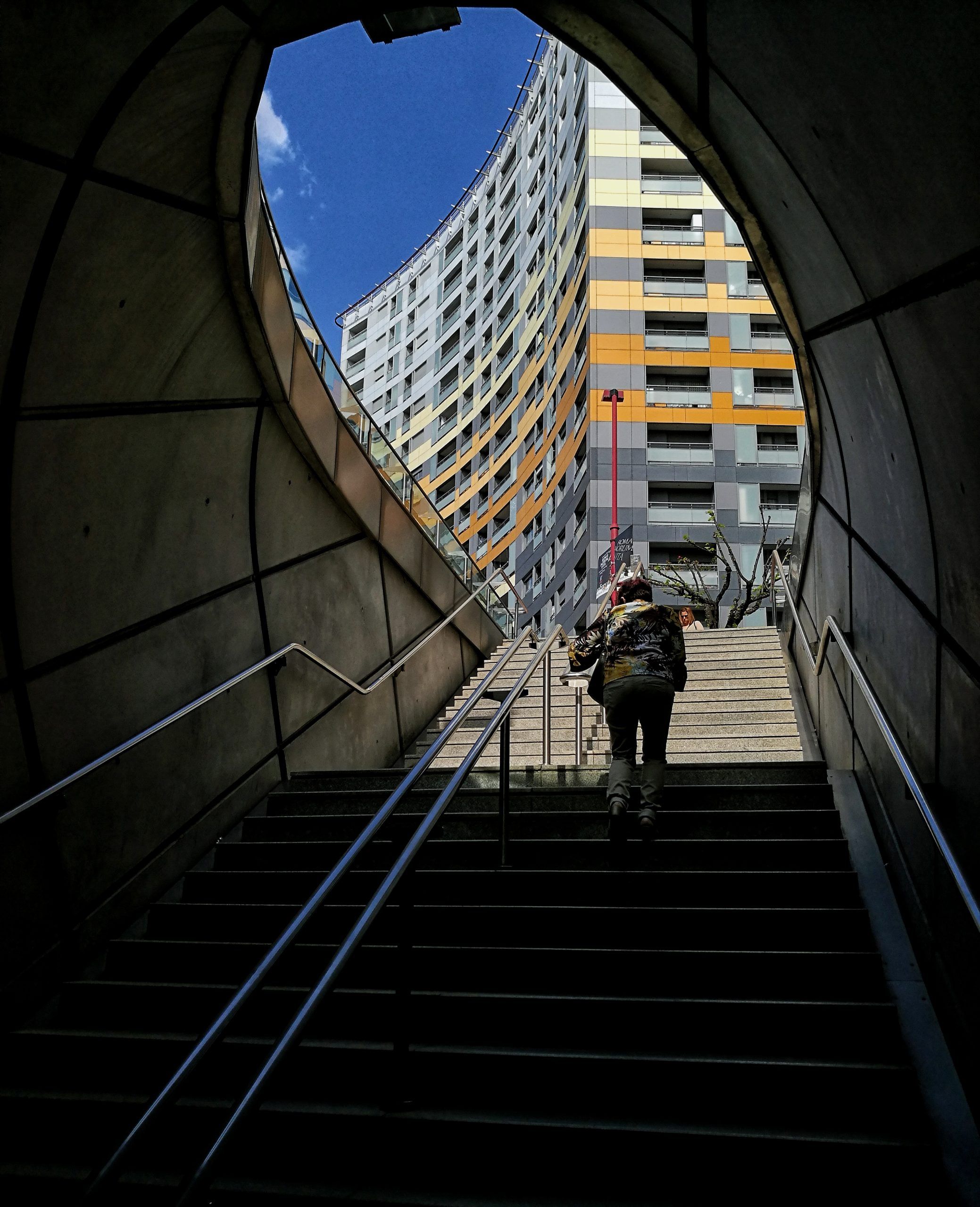 Metro Barakaldo – Fotografía creativa móvil en Barakaldo | Ibarakaldo