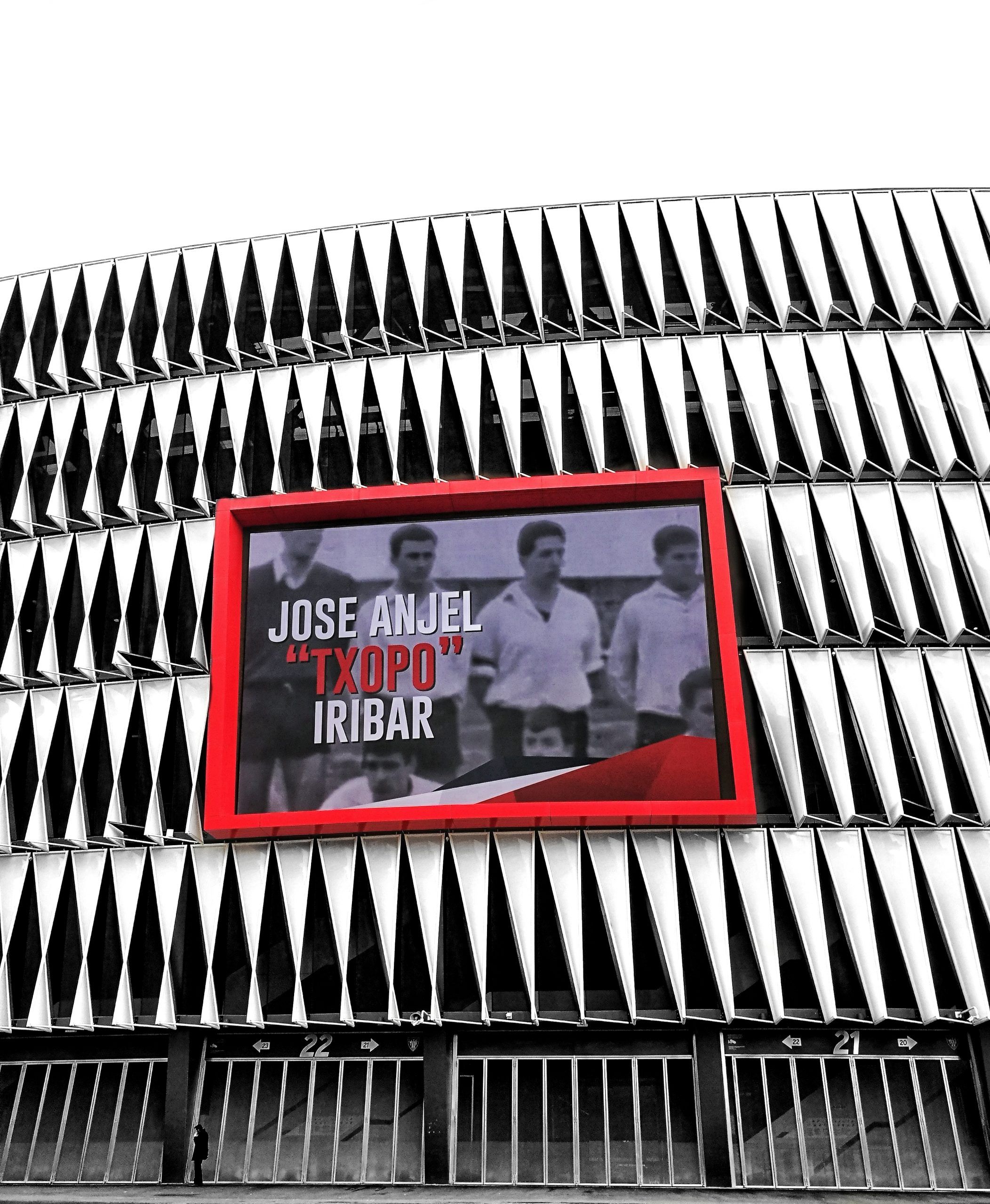 San Mames – El TXOPO Iribar @athleticclub | Arte y fotografía en Bilbao | Ibarakaldo