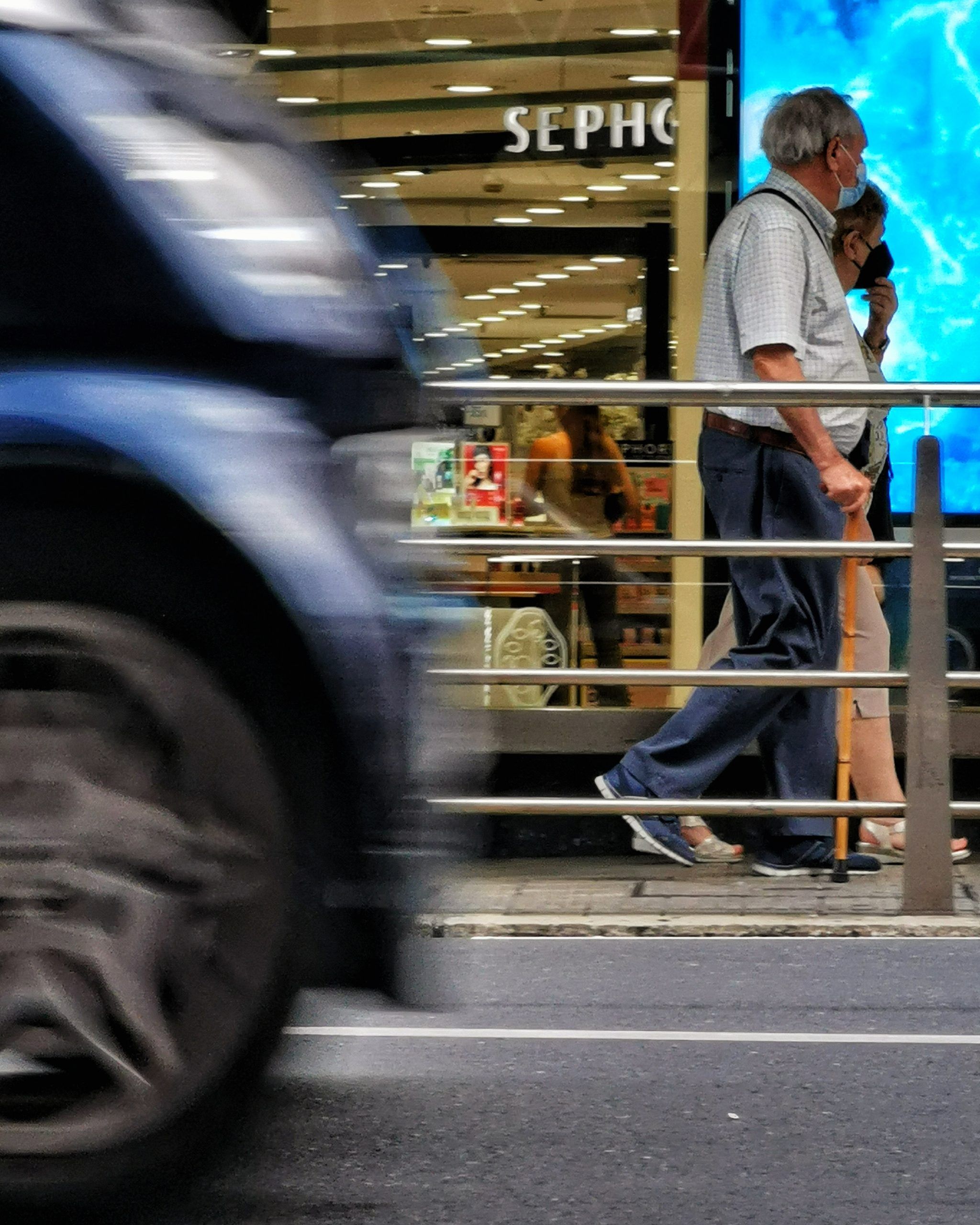 Jendea – Gente 2 | Historias Urbanas en Bilbao | Fotografia Creativa movil Ibarakaldo