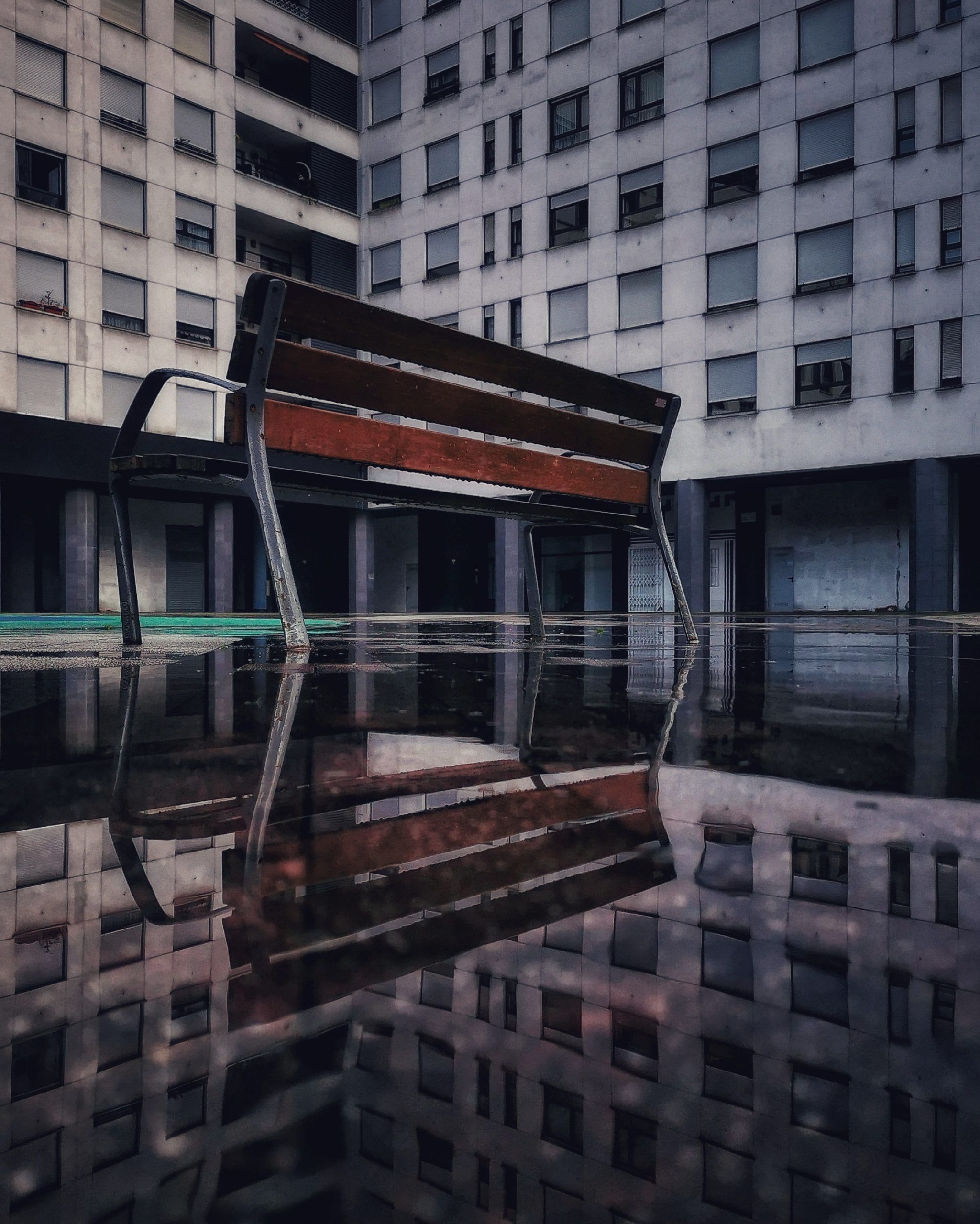 Reflejos 7 – Fotografía creativa móvil en Barakaldo | Ibarakaldo