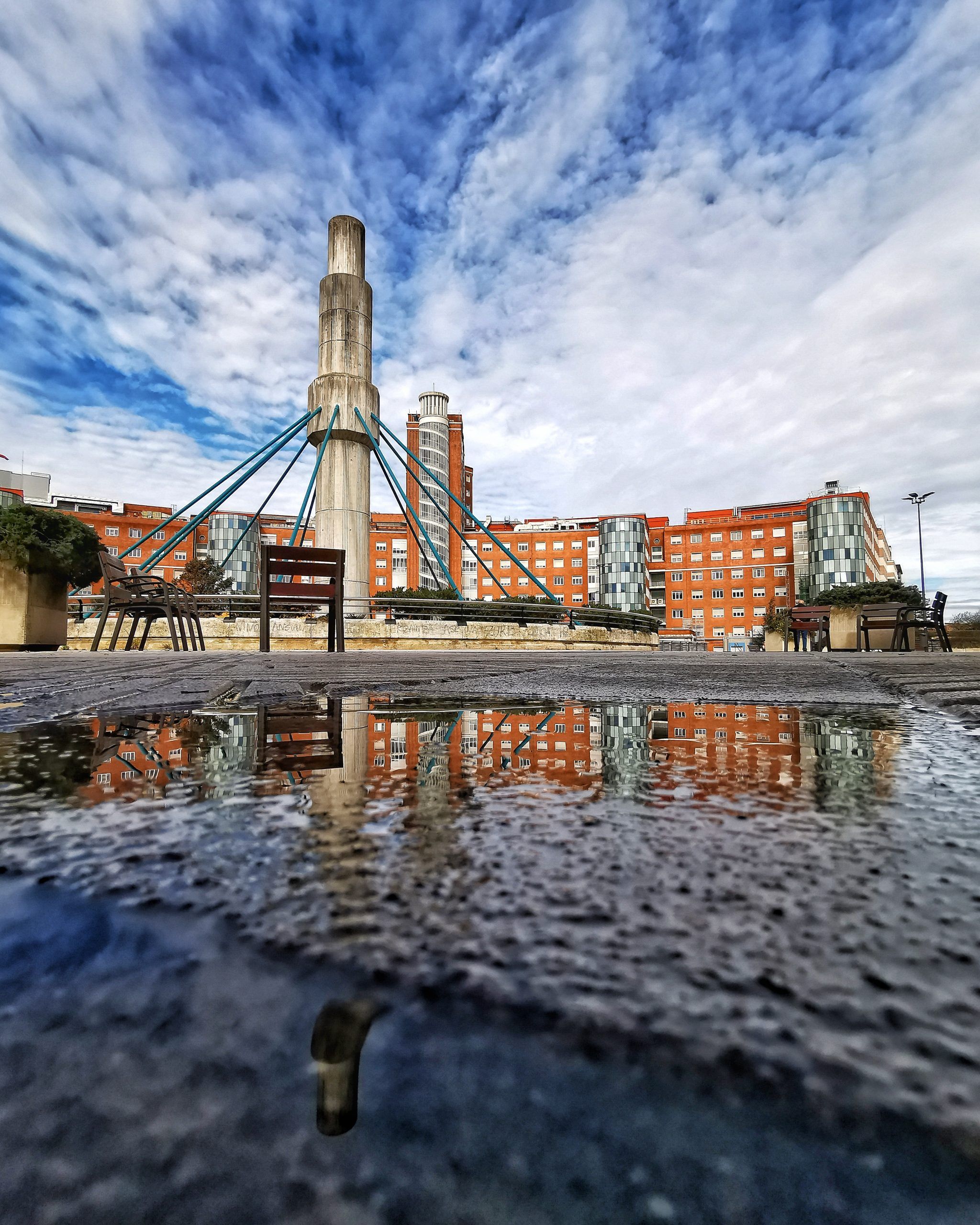 Reflejos 10 – Fotografía creativa móvil en Barakaldo | Ibarakaldo