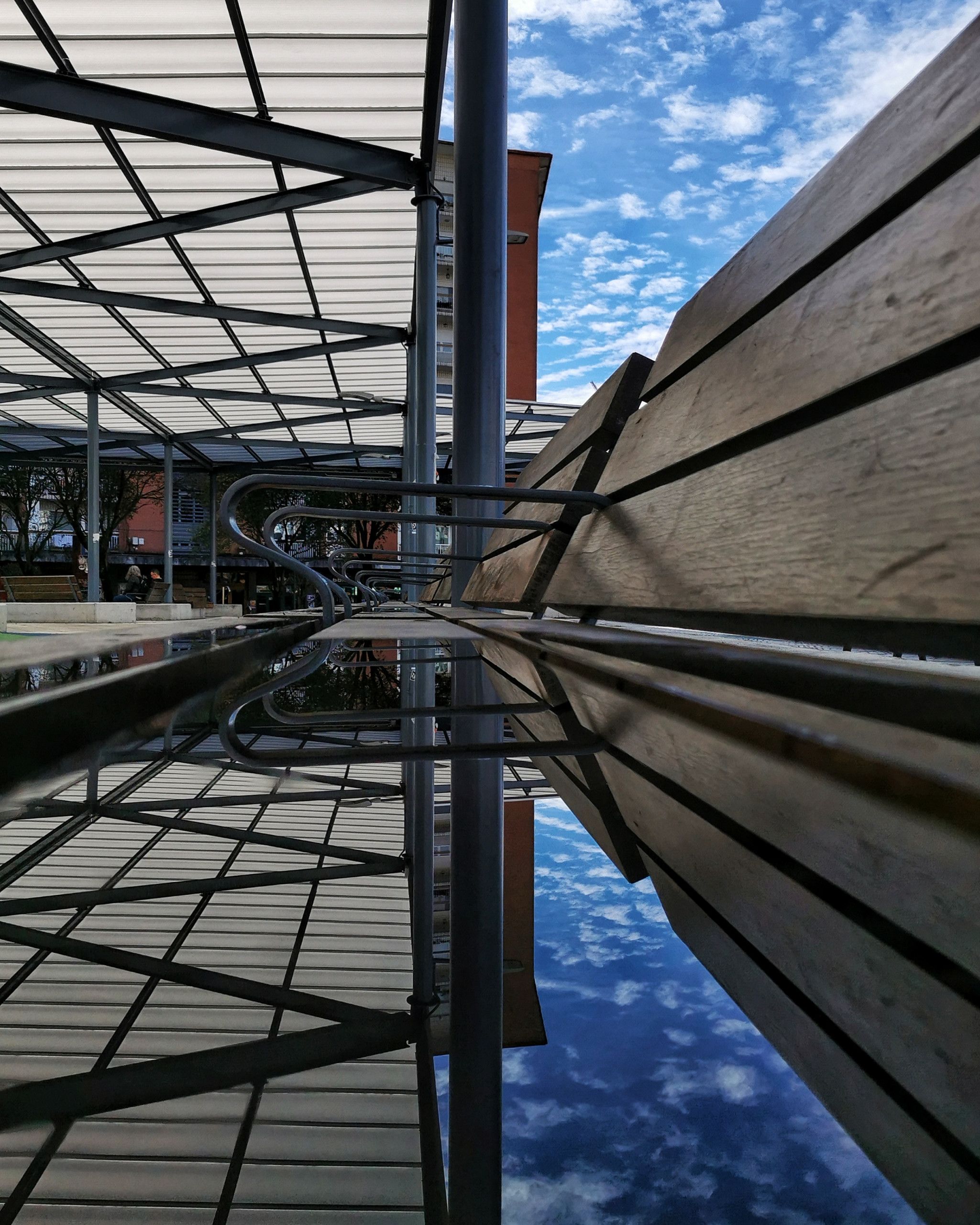 Reflejos 12  – Fotografía creativa móvil en Barakaldo | Ibarakaldo