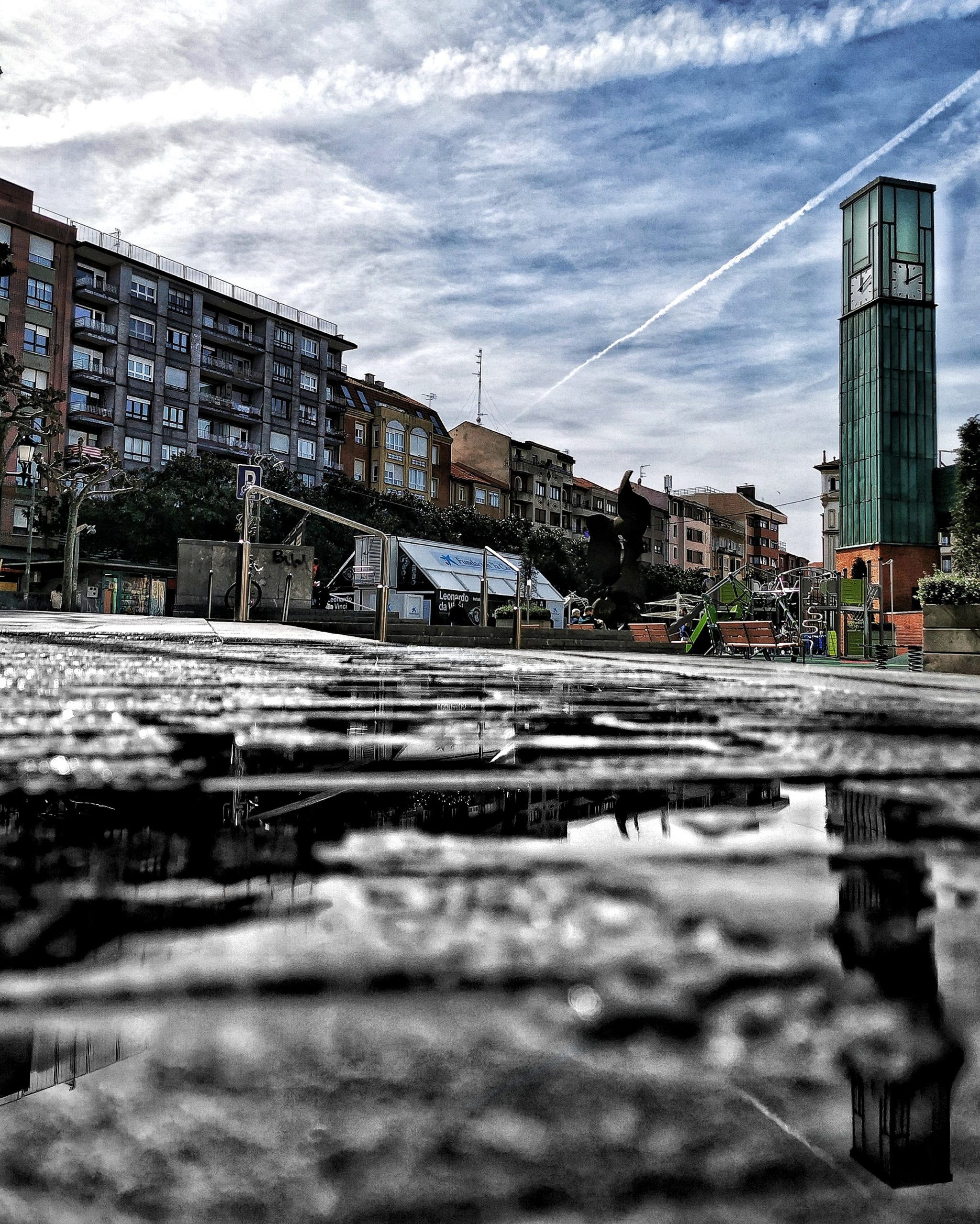 Reflejos 22 – Fotografía creativa móvil en Barakaldo | Ibarakaldo