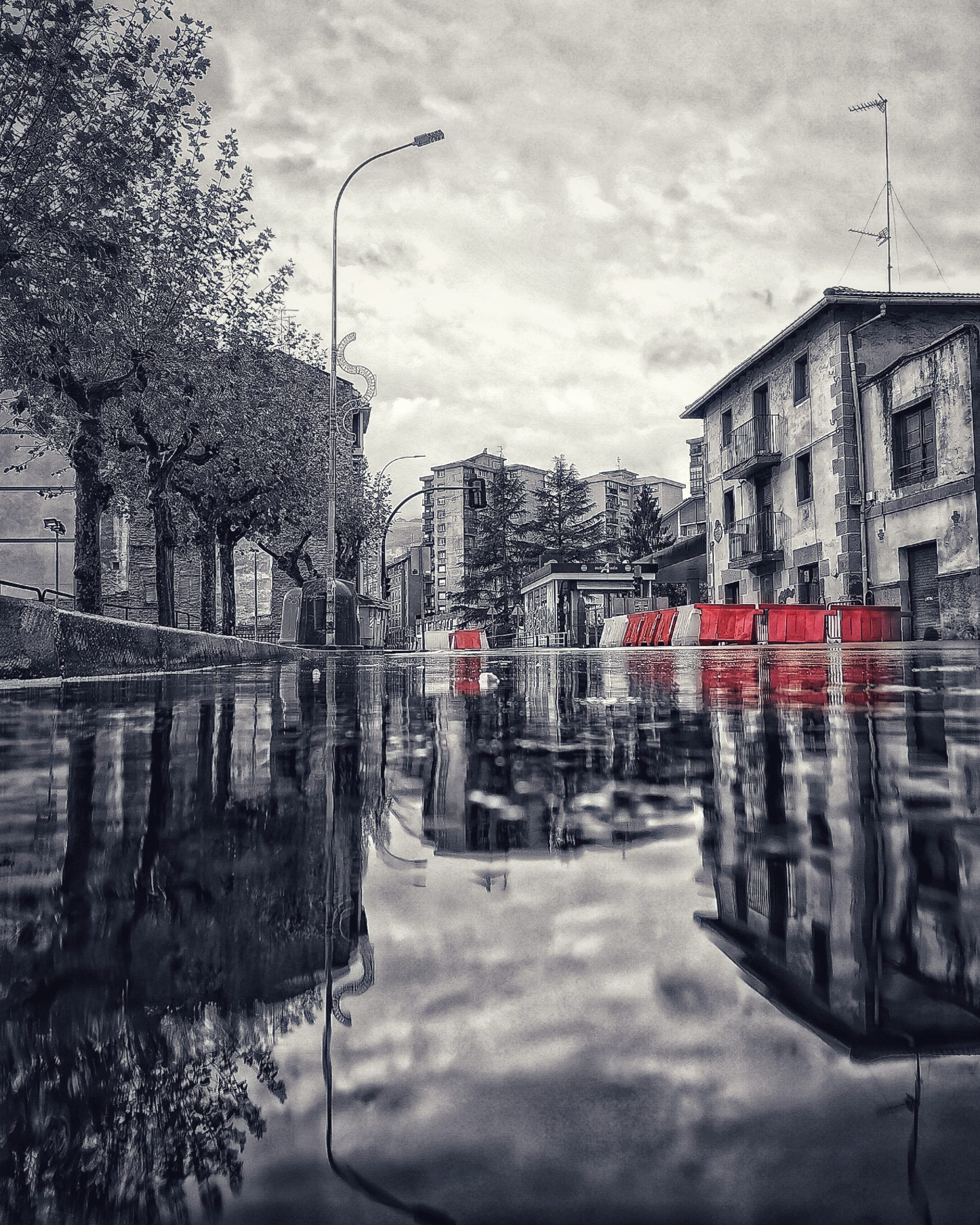 Reflejos 4– Fotografía creativa móvil en Barakaldo | Ibarakaldo