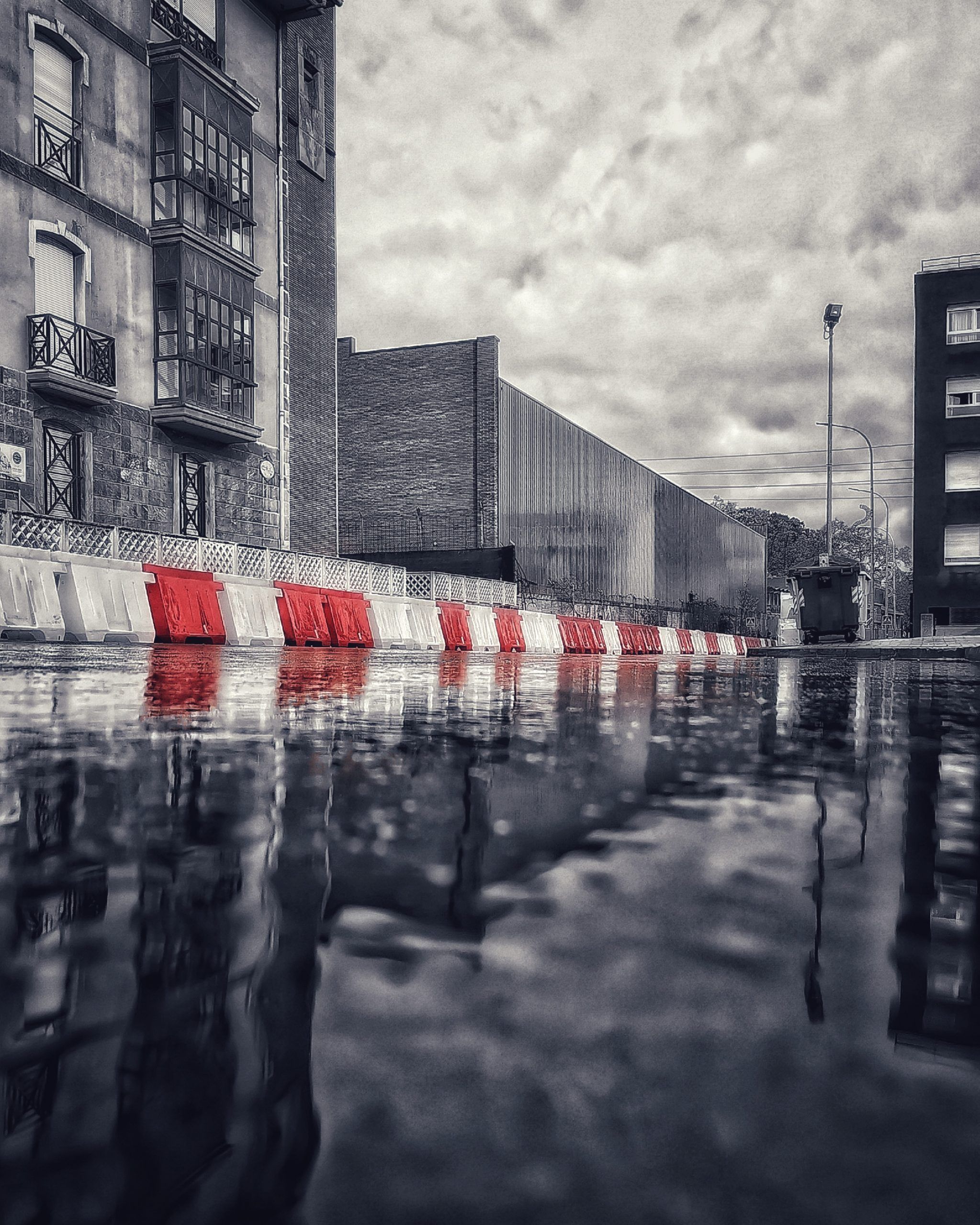 Reflejos 6 – Fotografía creativa móvil en Barakaldo | Ibarakaldo