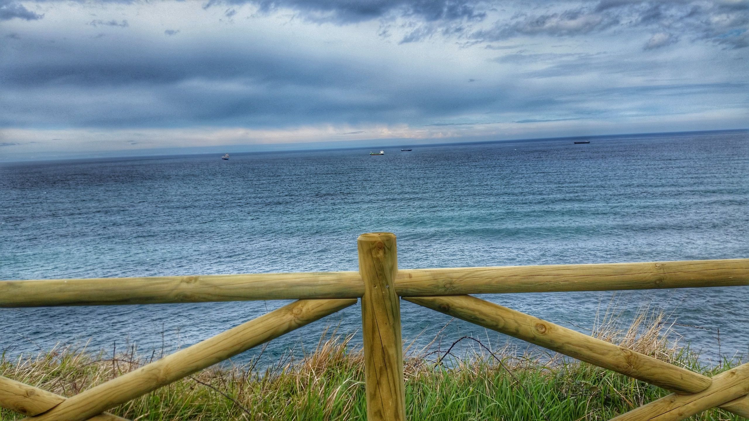 Paseo de Itsaslur . El Mar Cantabrico –  Fotografía creativa móvil en Muskiz Ibarakaldo