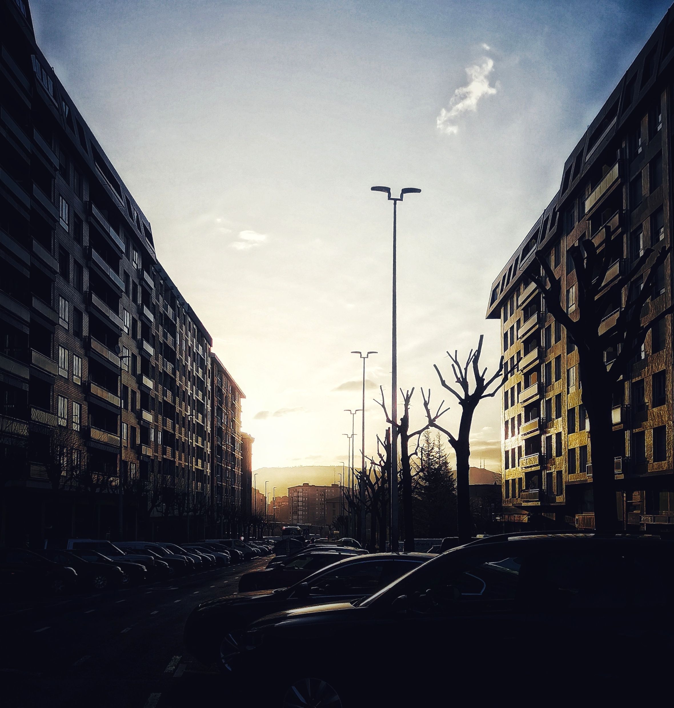 Por fin es … MARTES – Fotografía creativa móvil en Barakaldo | Ibarakaldo