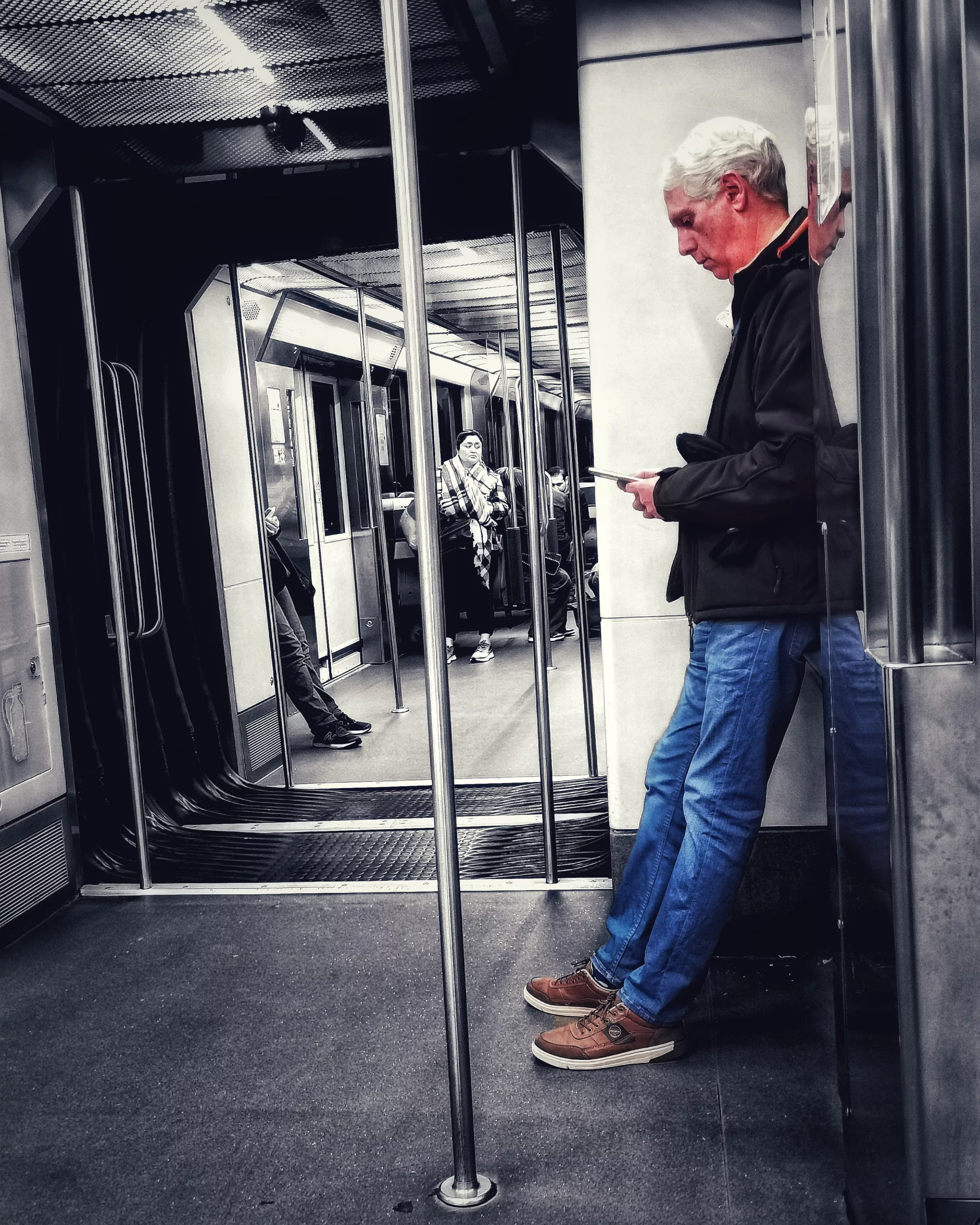 Jende – Gente 21 | Historias Urbanas en el Metro | Fotografia Creativa movil Ibarakaldo