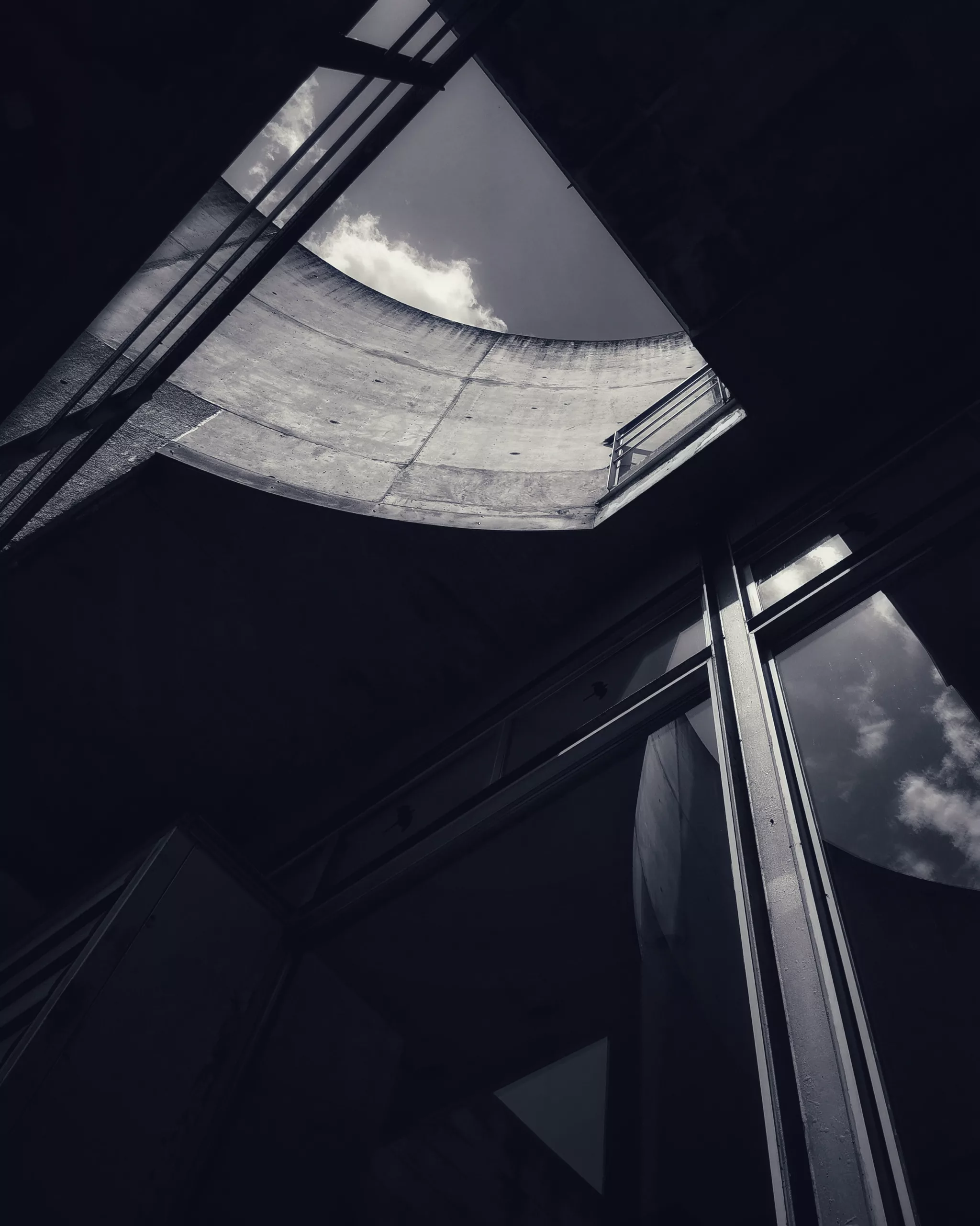 Luces y sombras… – Fotografía creativa móvil en Barakaldo | Ibarakaldo