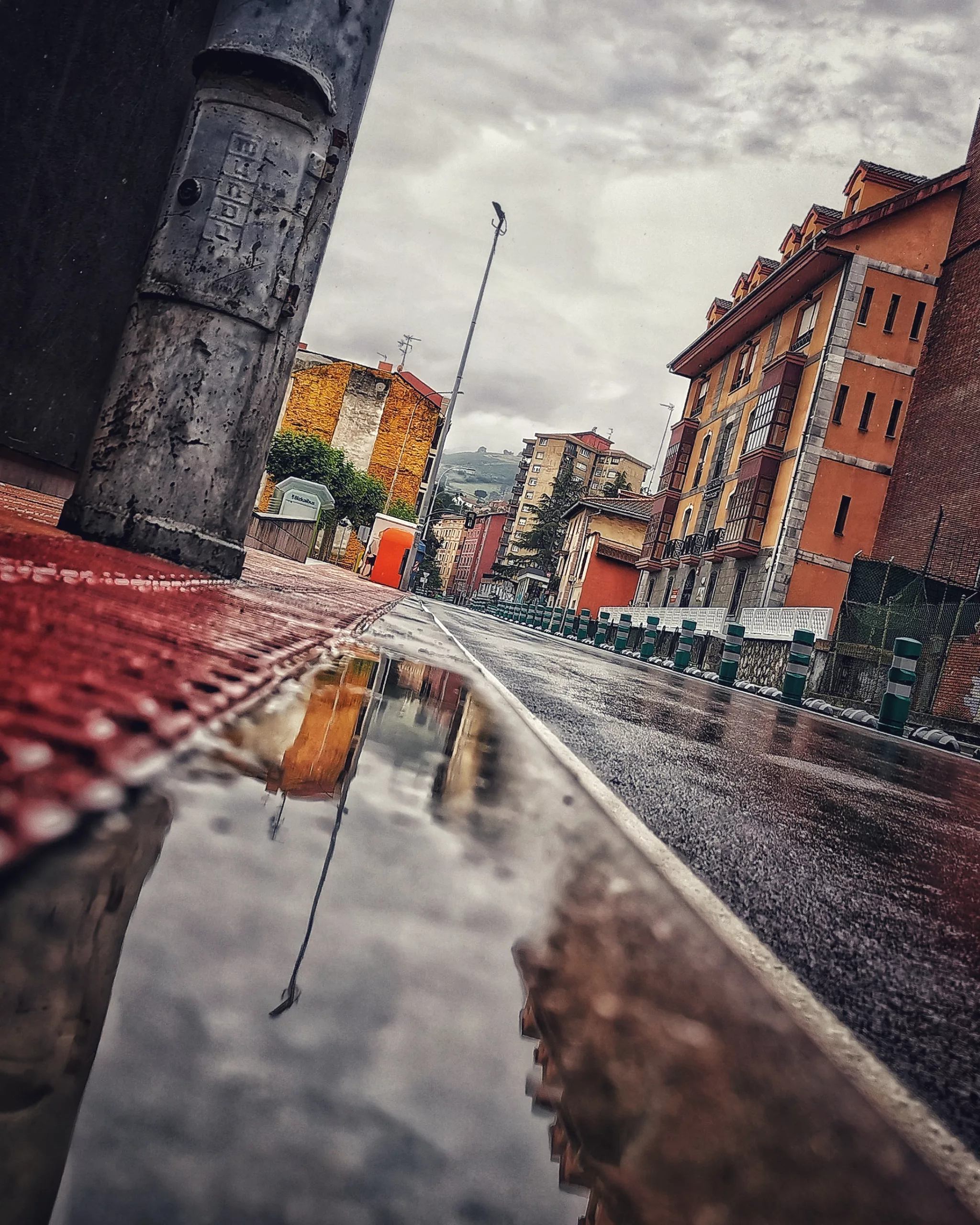 Reflejos 45 – Fotografía creativa móvil en Barakaldo | Ibarakaldo