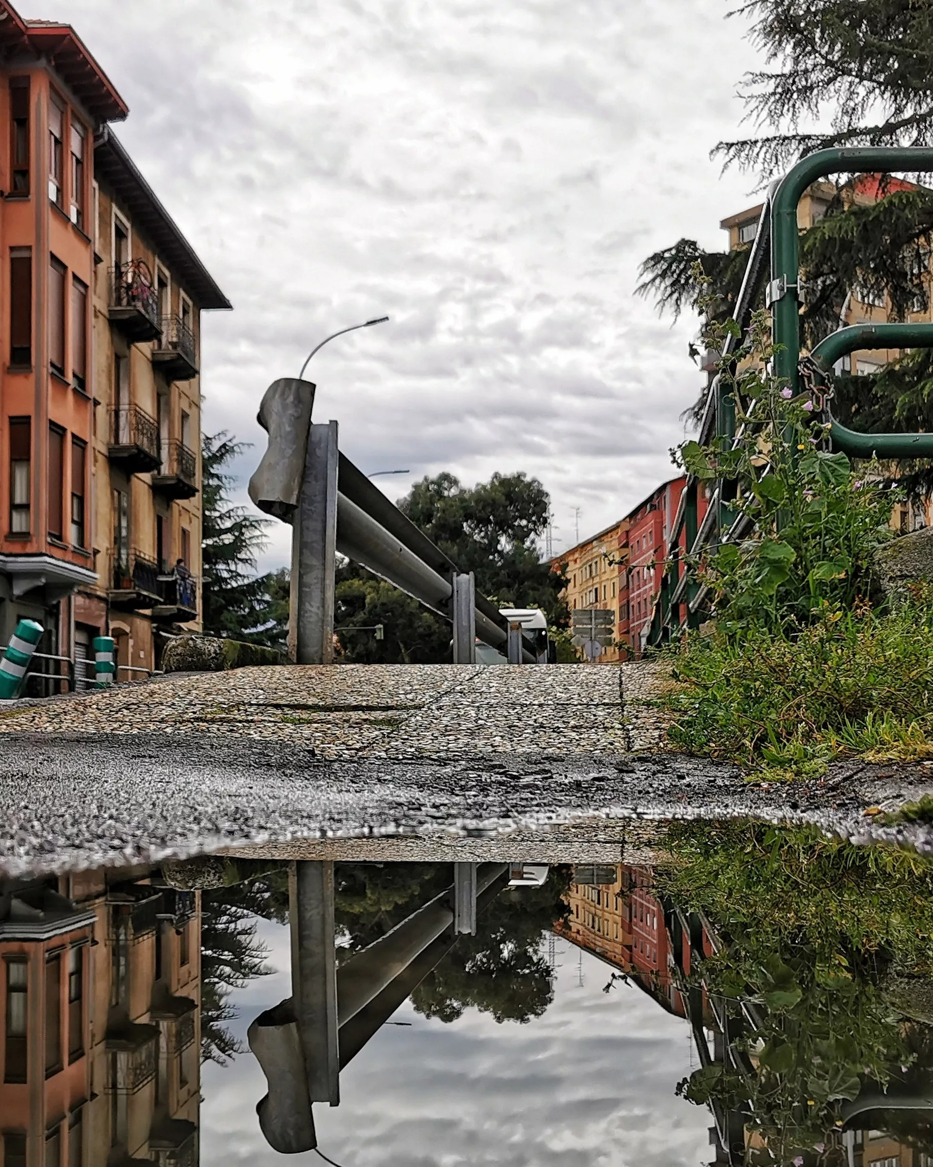 Reflejos 57 – Fotografía creativa móvil en Barakaldo | Ibarakaldo