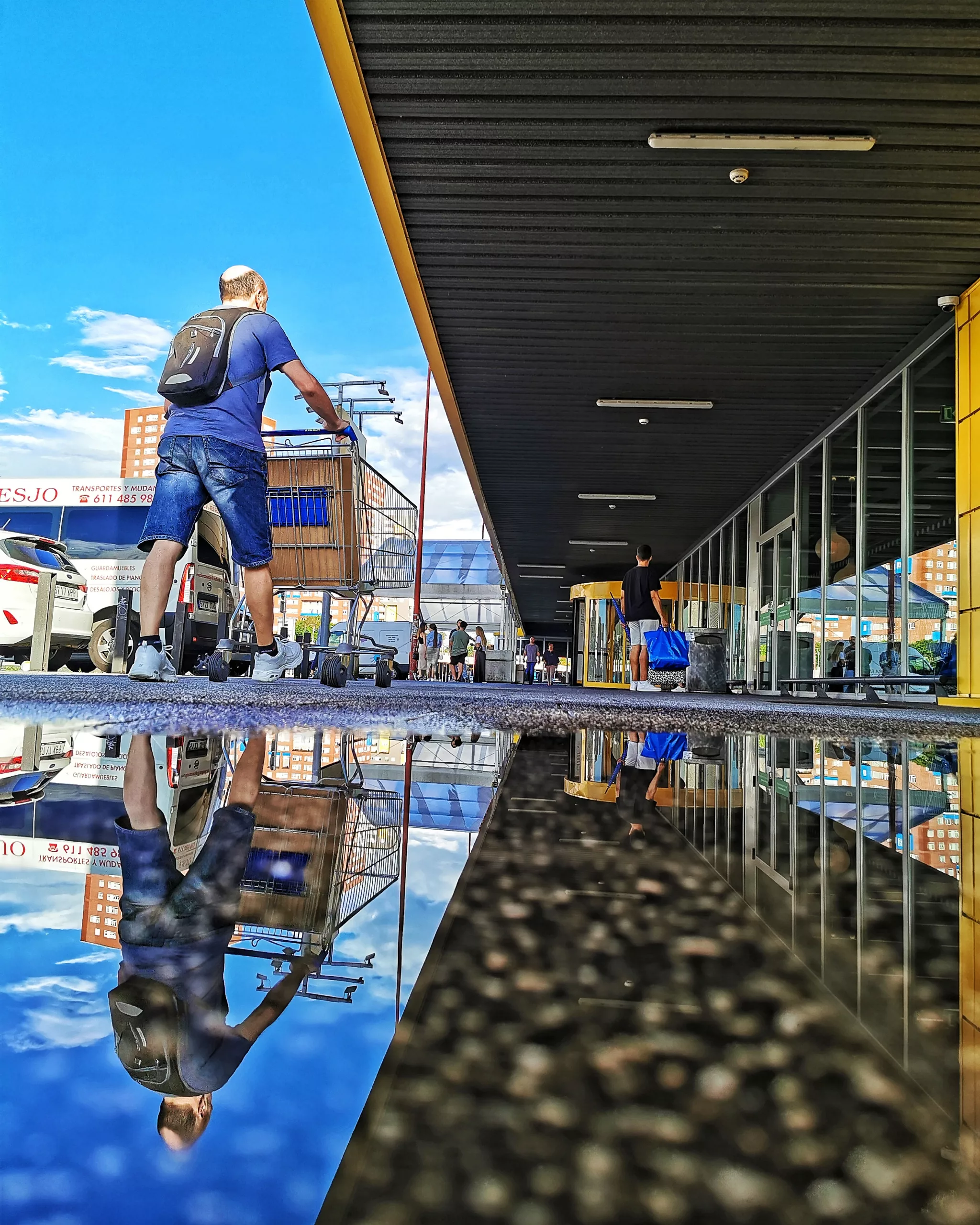 Reflejos 53 – Fotografía creativa móvil en Barakaldo | Ibarakaldo