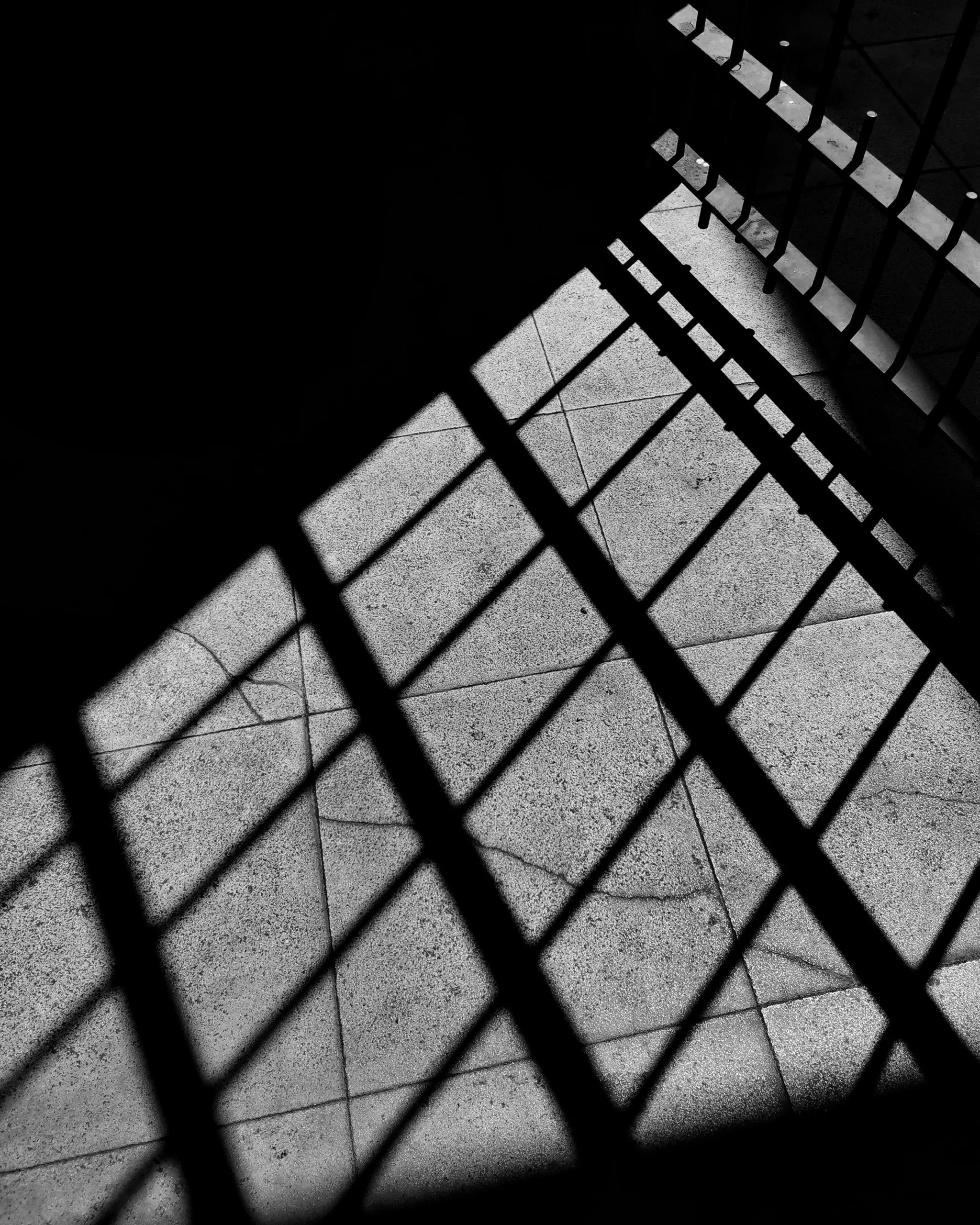 Entre rejas… – Fotografía creativa móvil en Barakaldo | Ibarakaldo