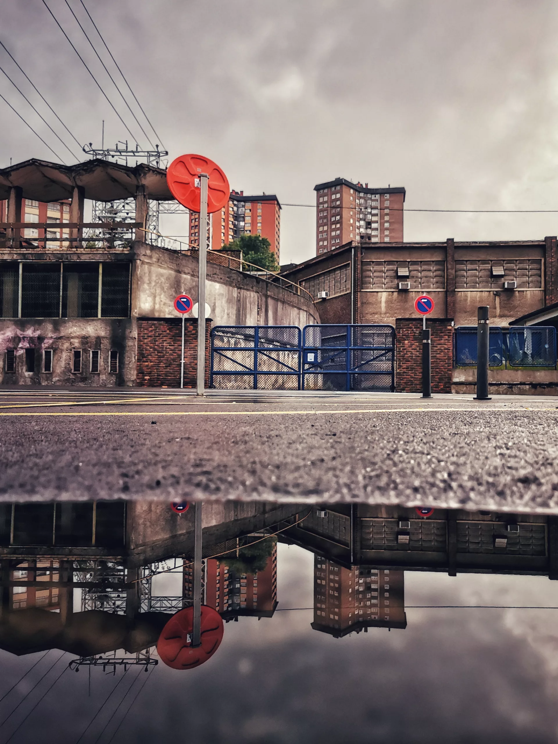 Reflejos 67 – Fotografía creativa móvil en Barakaldo | Ibarakaldo