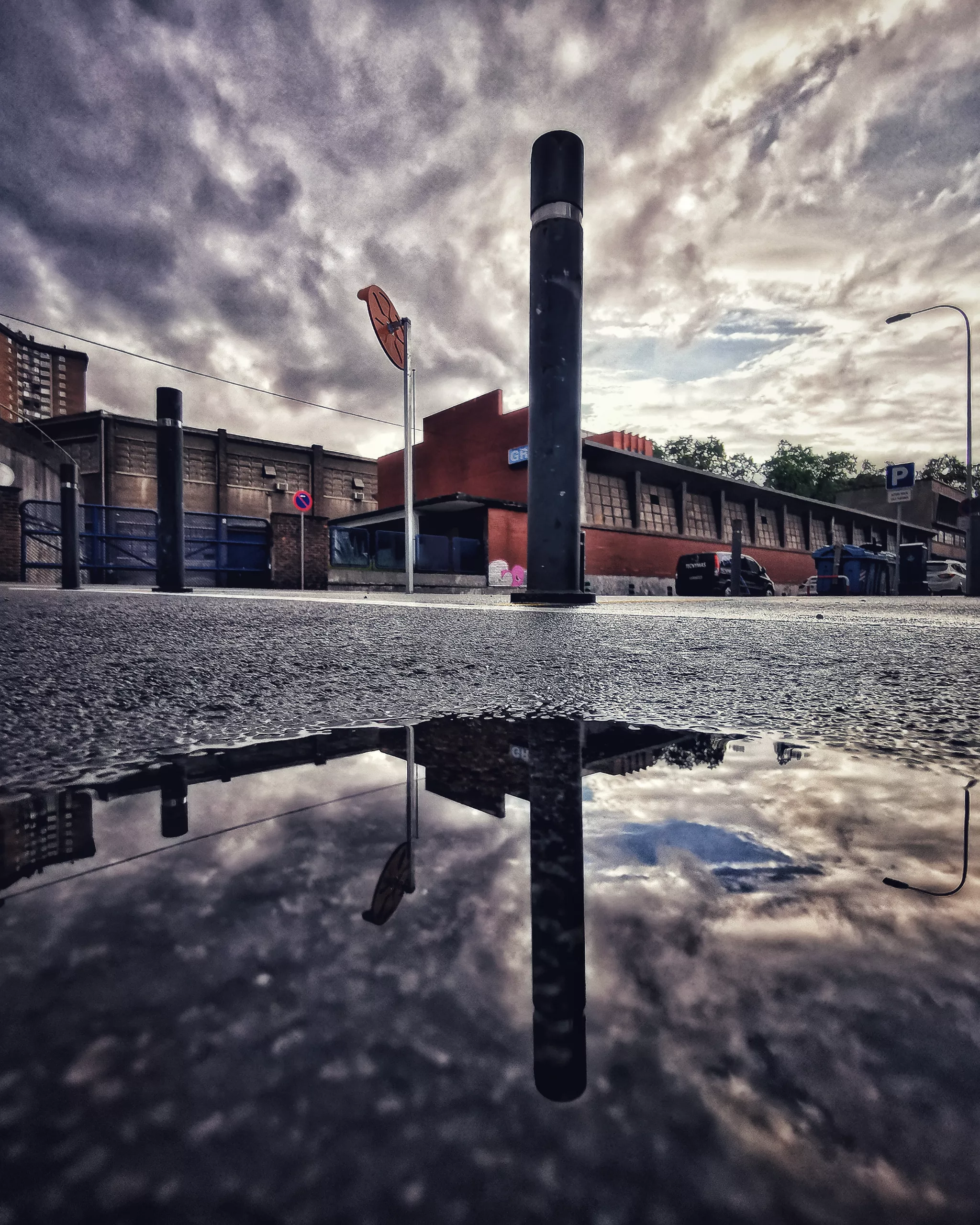 Reflejos 59 – Fotografía creativa móvil en Barakaldo | Ibarakaldo