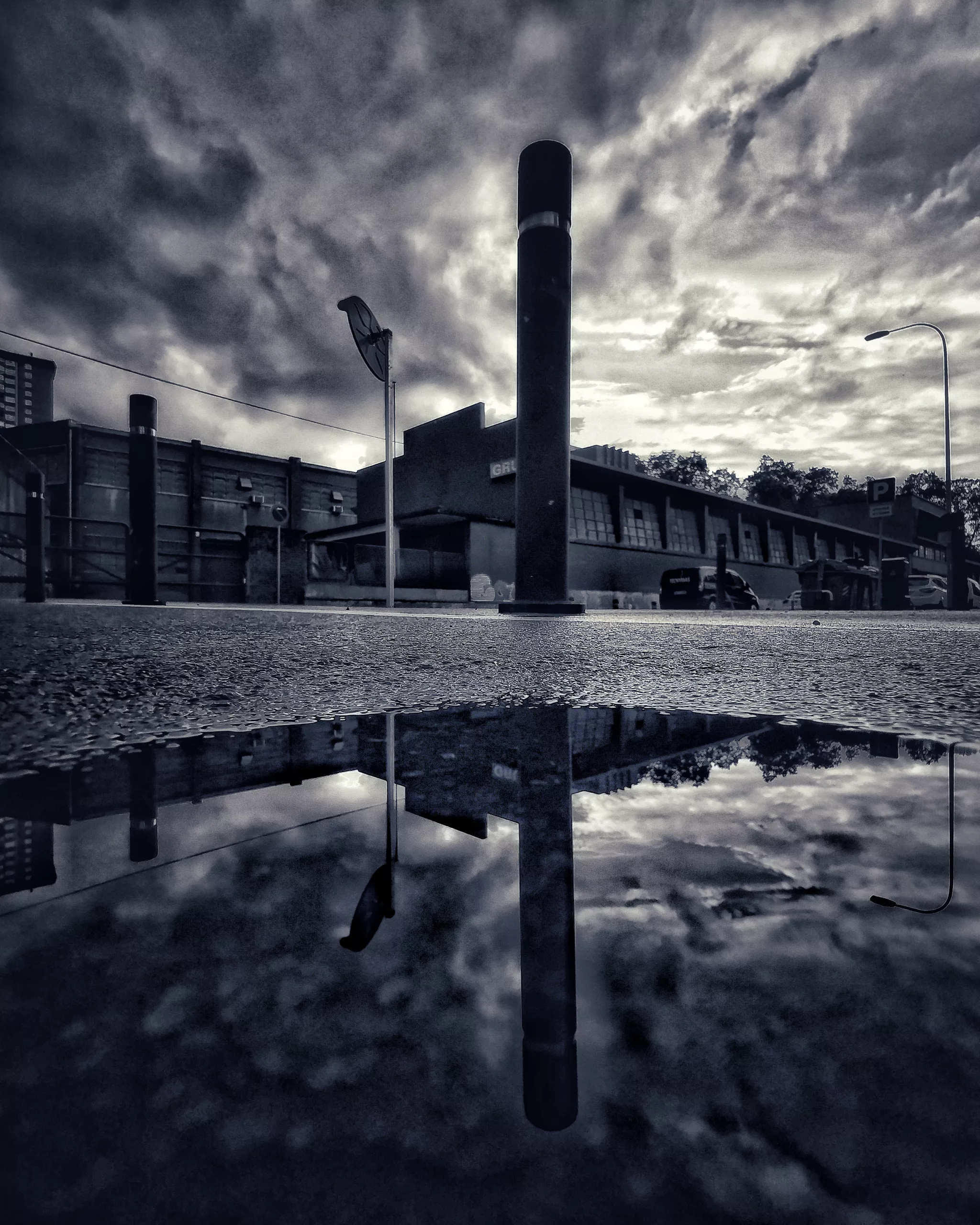 Reflejos 61 – Fotografía creativa móvil en Barakaldo | Ibarakaldo