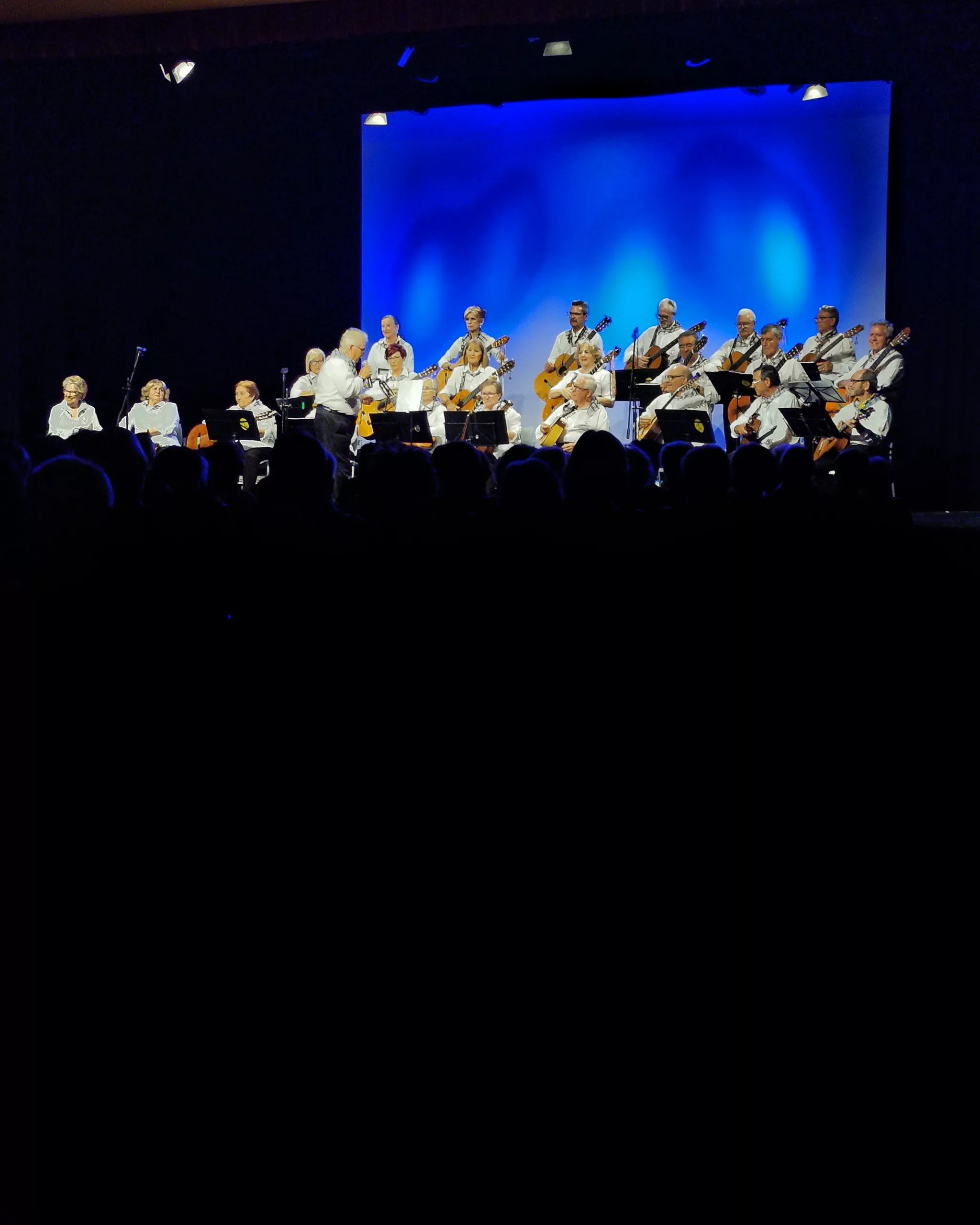 Music… – Fotografía creativa móvil en Barakaldo | Ibarakaldo