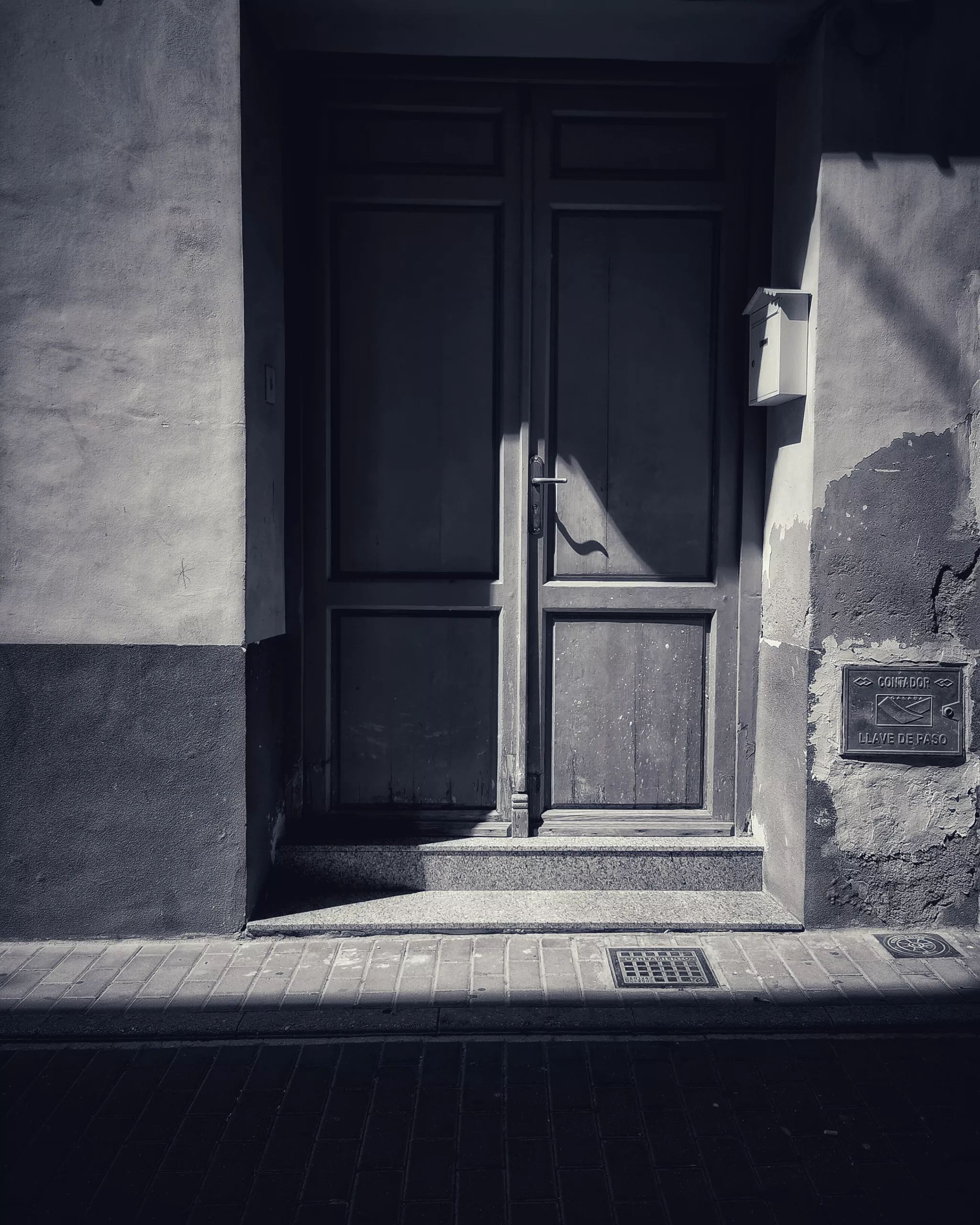 La Puerta – The Gate 3 – Fotografía creativa móvil en Barakaldo | Ibarakaldo