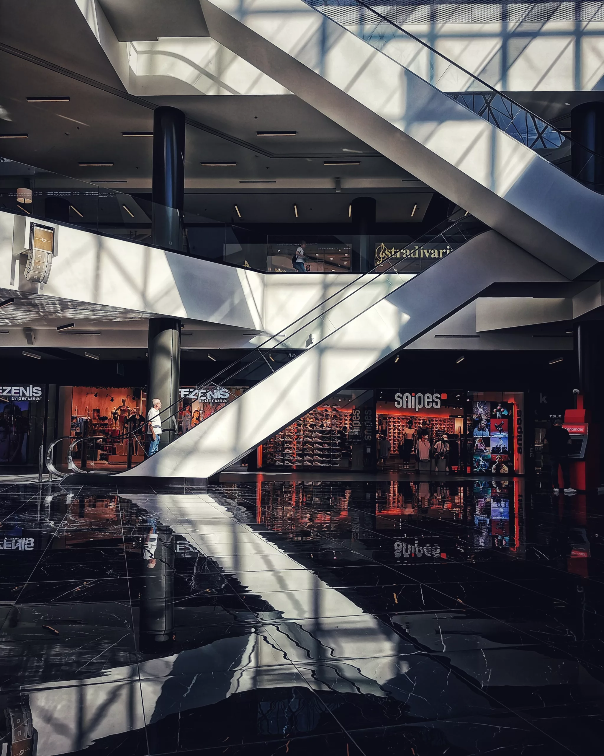 Reflejos 79 – Fotografía creativa móvil en Barakaldo | Ibarakaldo