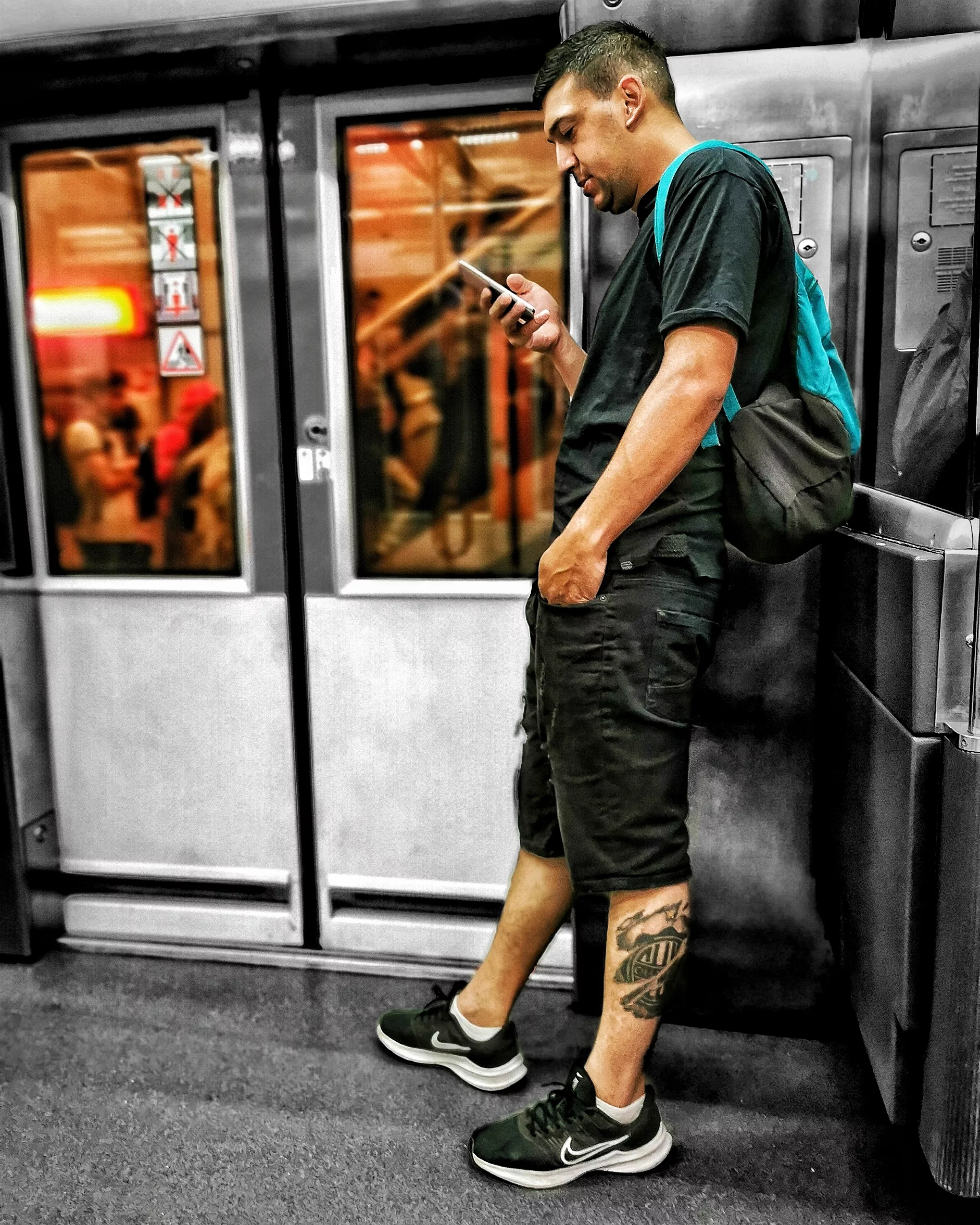 Jende – Gente 56 | Historias Urbanas en el Metro | Fotografia Creativa movil Ibarakaldo