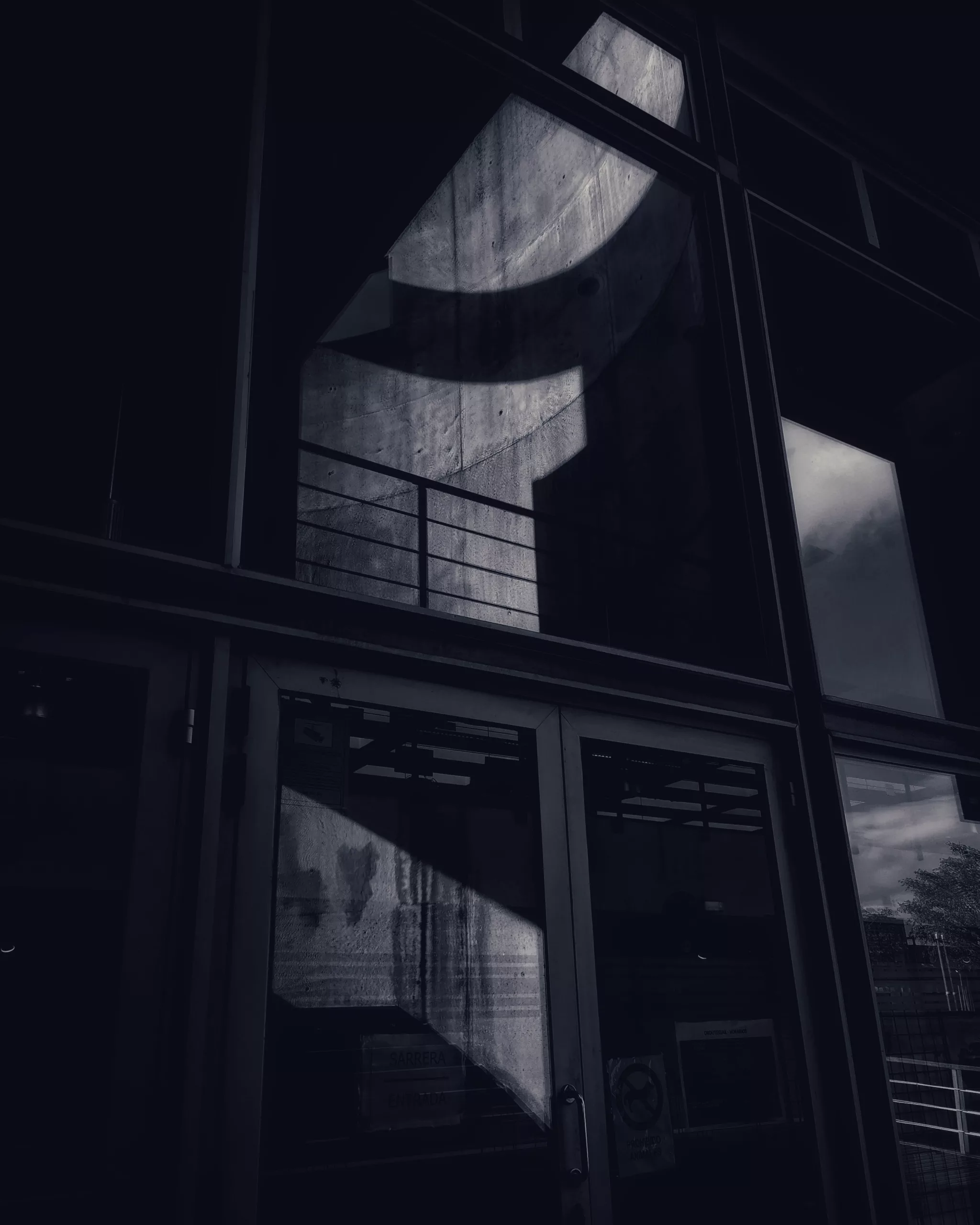 Dark Mode – Fotografía creativa móvil en Barakaldo | Ibarakaldo