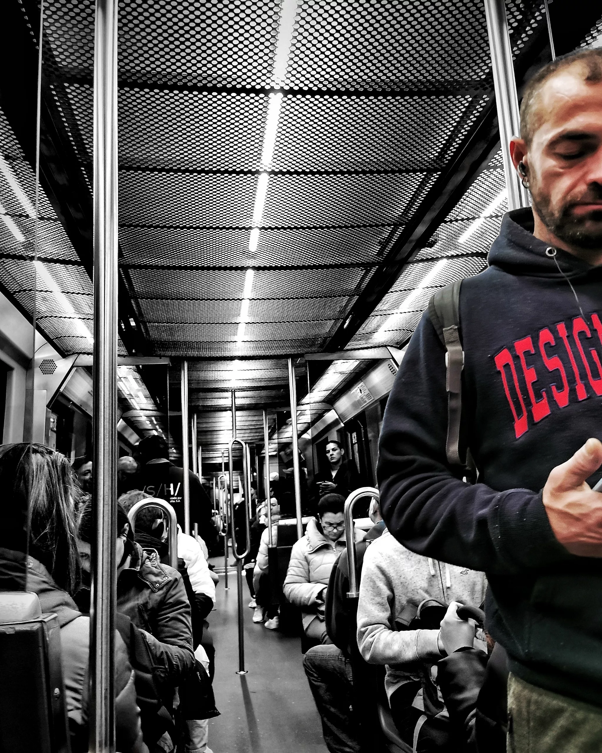 Jende – Gente 61 | Historias Urbanas en el Metro | Fotografia Creativa movil Ibarakaldo