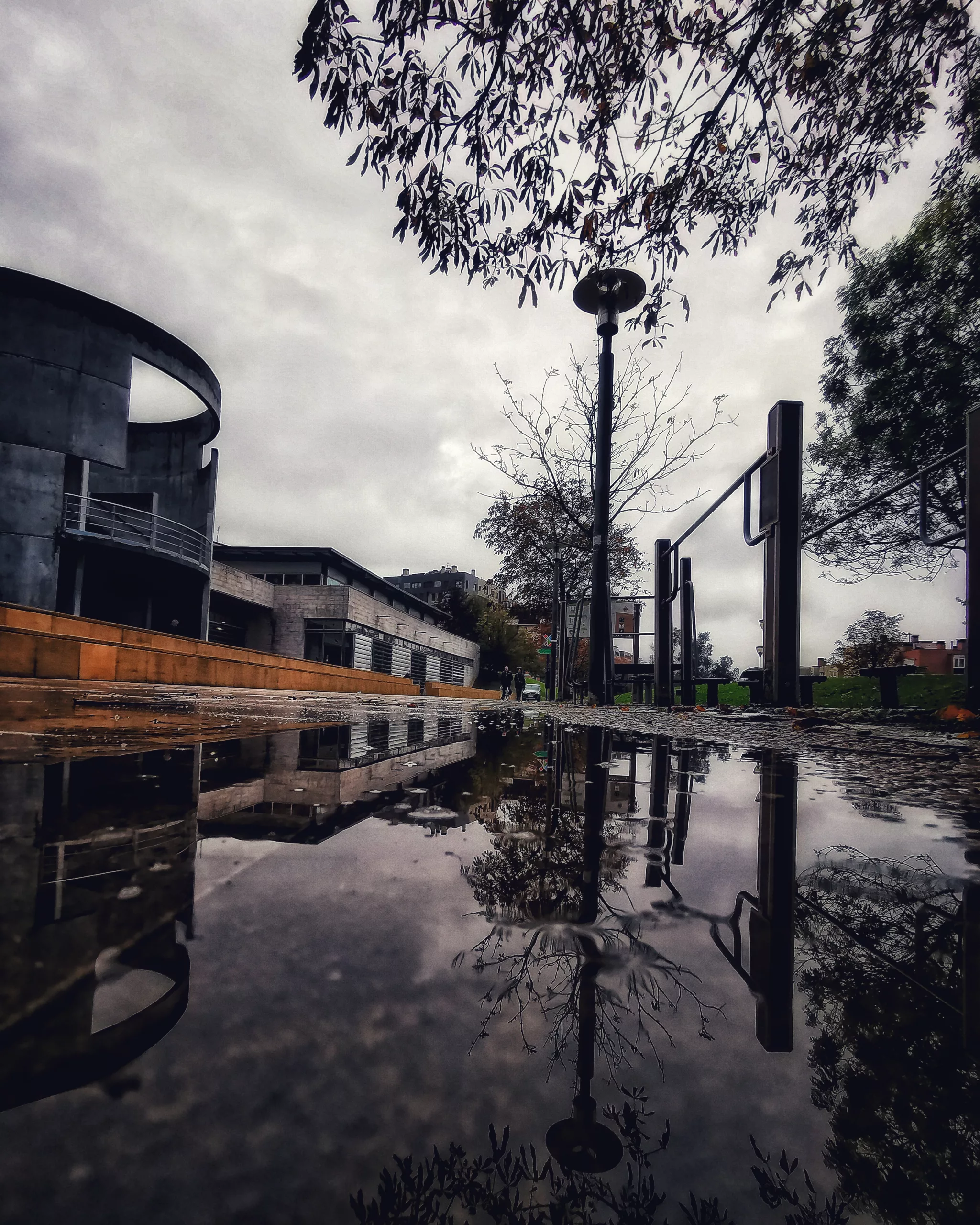 Reflejos San Vicente – Fotografía creativa móvil en Barakaldo | Ibarakaldo