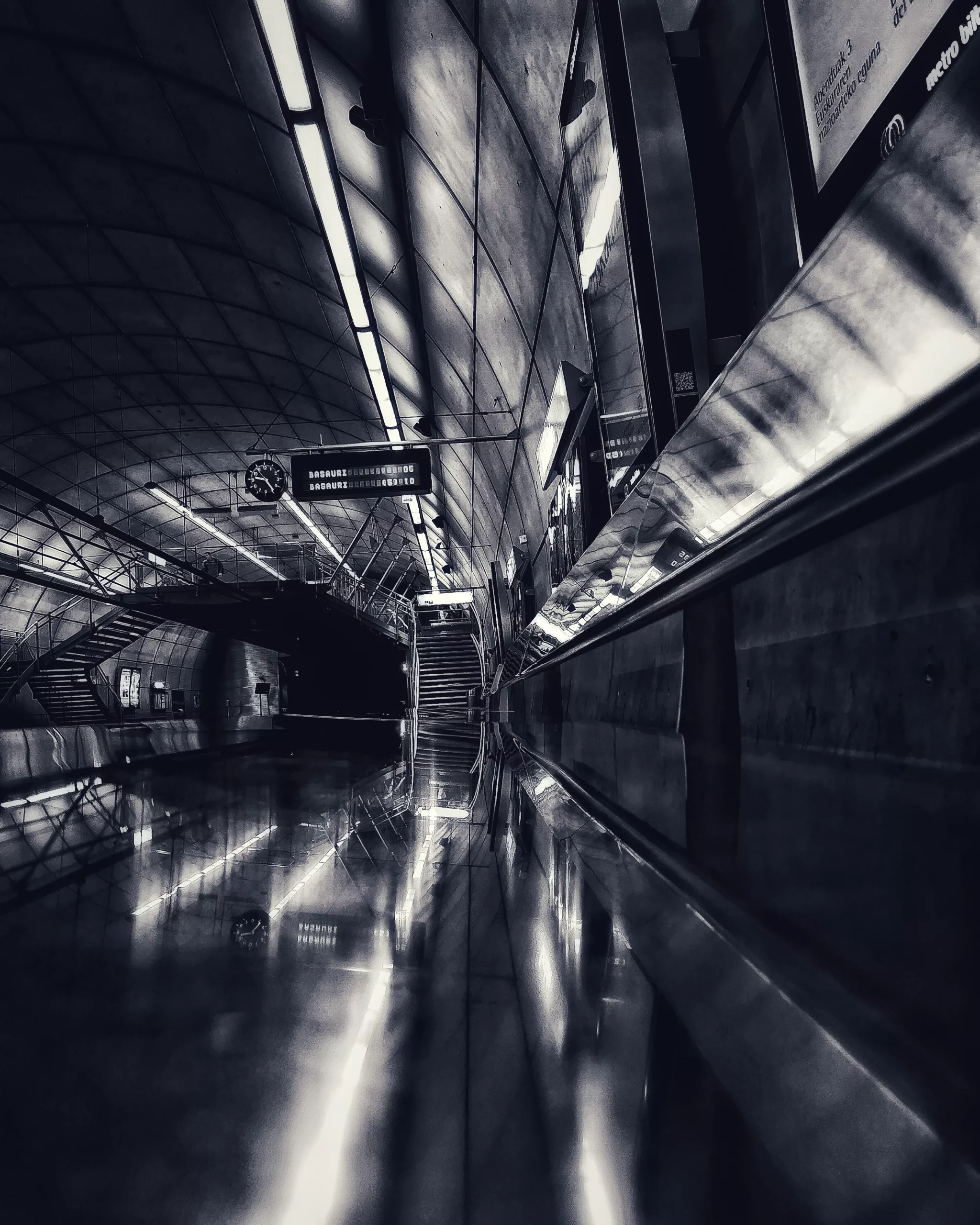 Metro Barakaldo 11 | Fotografía creativa móvil en Barakaldo | Ibarakaldo