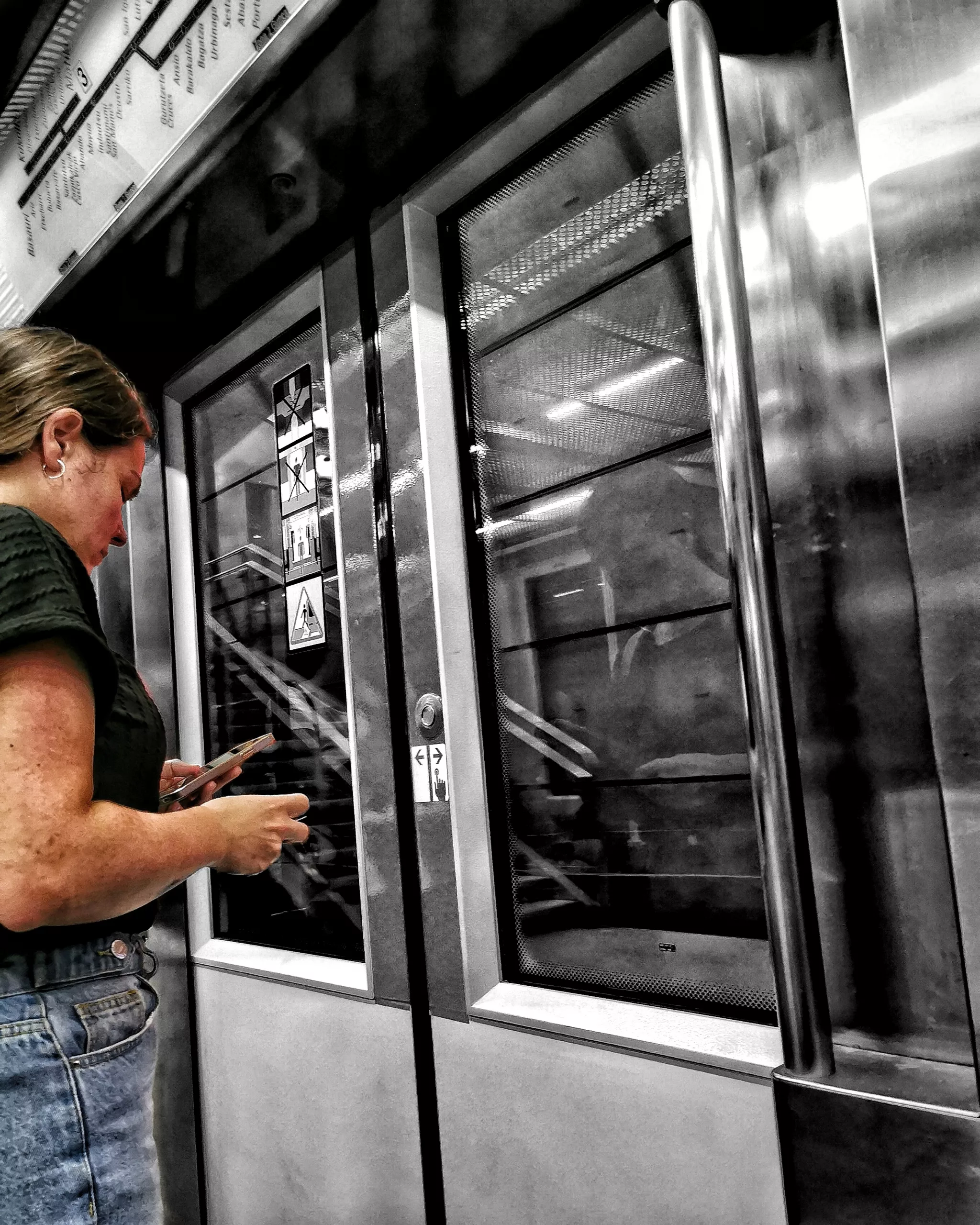 Jende – Gente 66  | Historias Urbanas en el Metro | Fotografia Creativa movil Ibarakaldo
