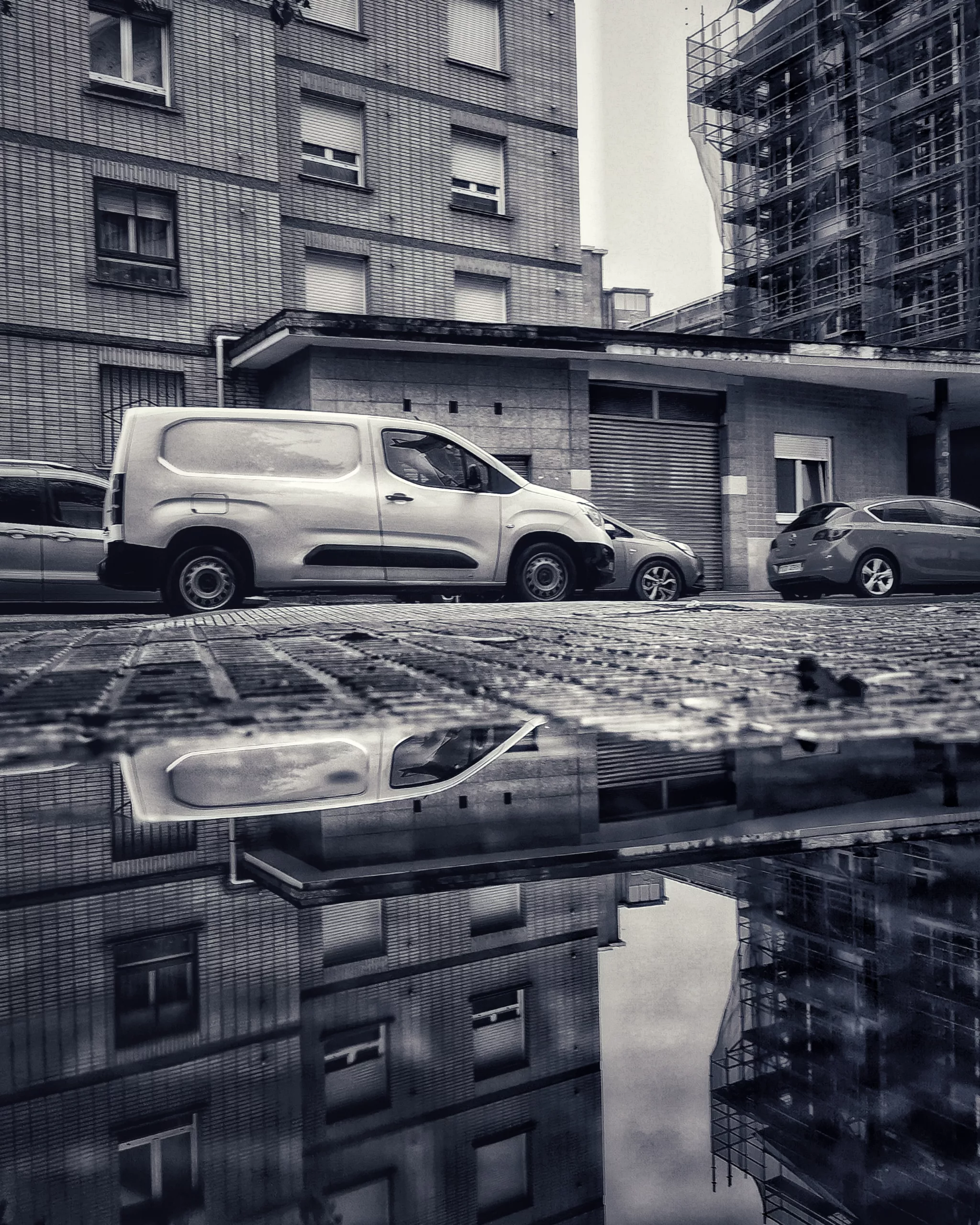 Reflejos 104 – Fotografía creativa móvil en Barakaldo | Ibarakaldo