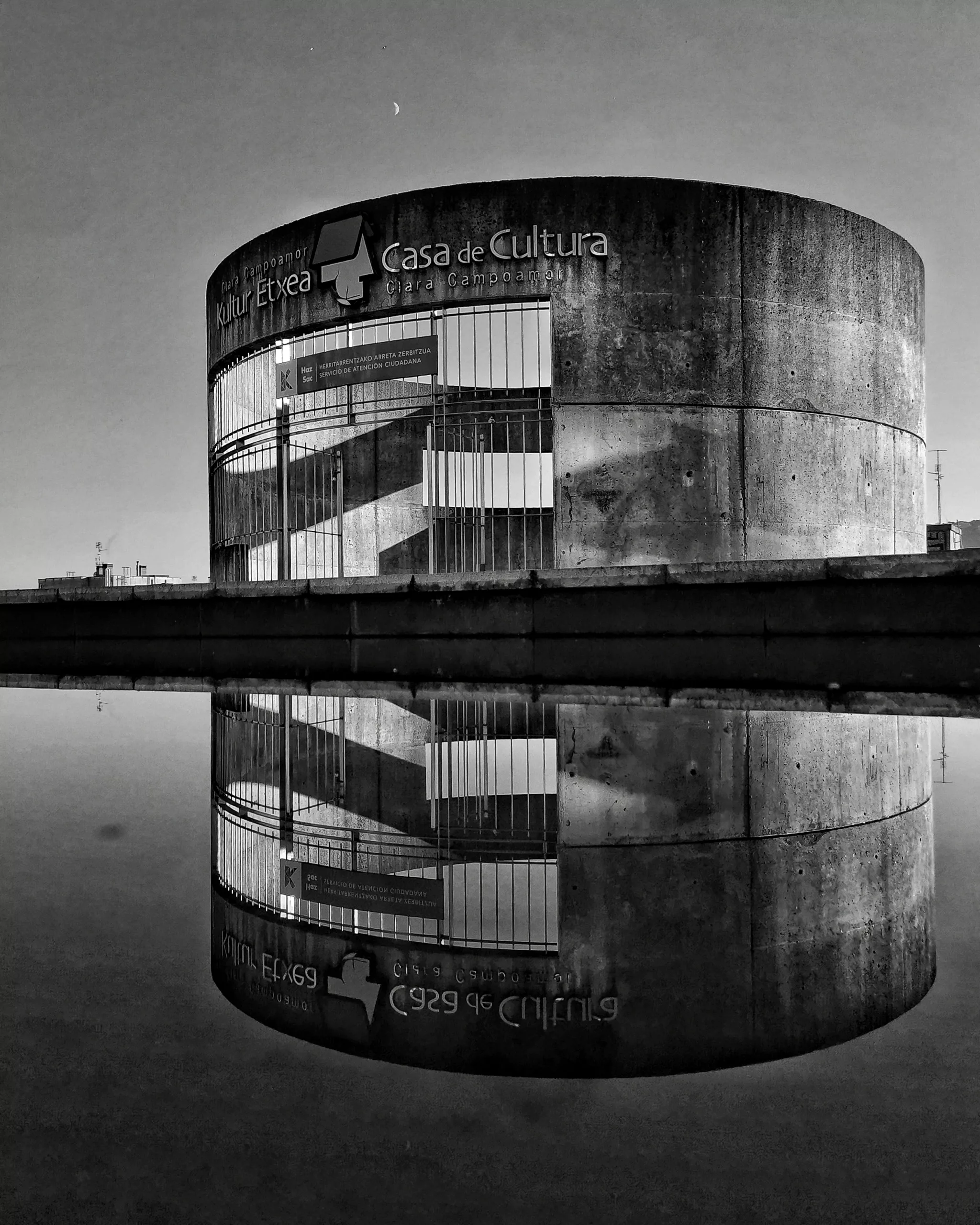 Geometria de la Luz 14 – Fotografía creativa móvil en Barakaldo | Ibarakaldo