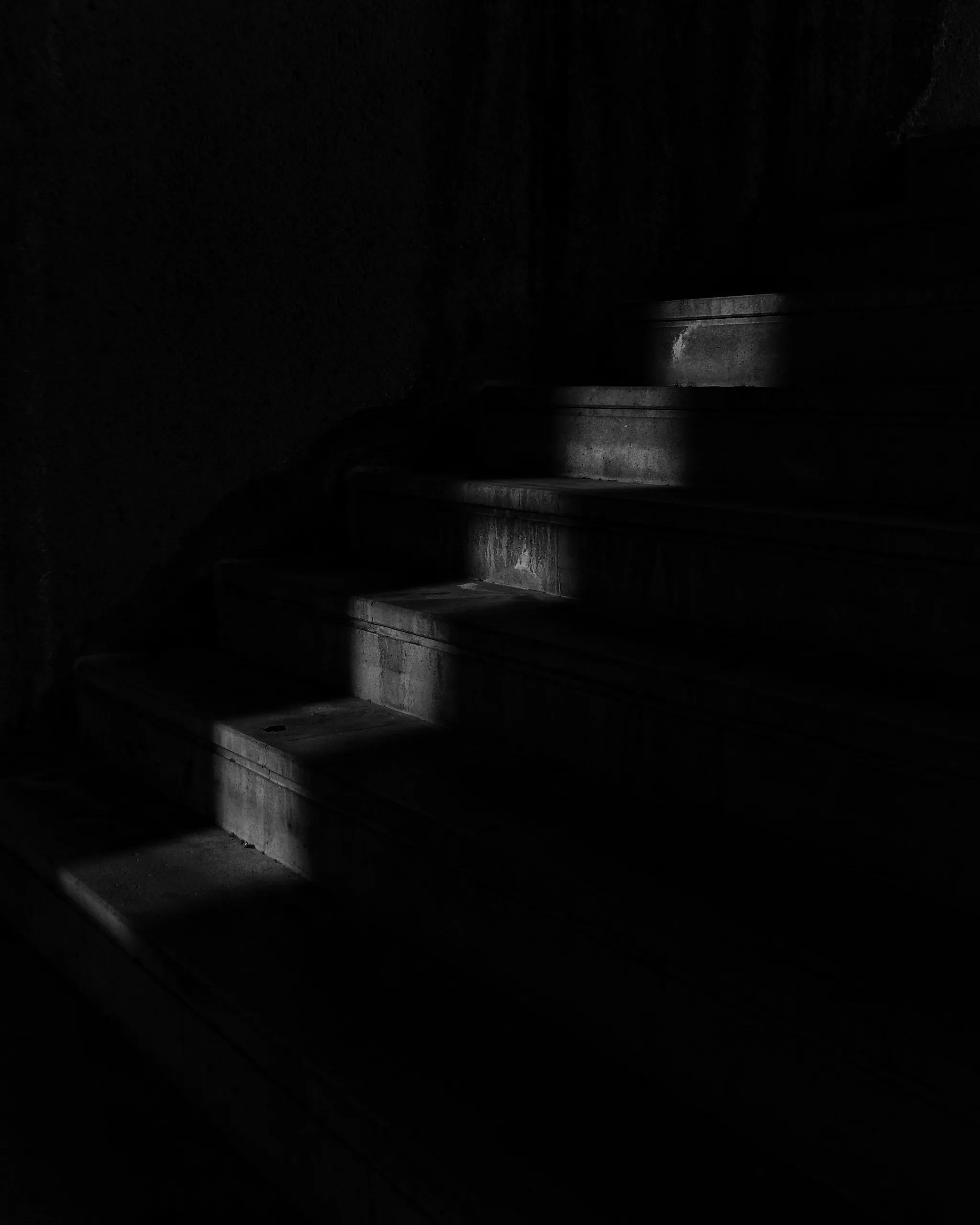 Escalera de Luz  – Fotografía creativa móvil en Barakaldo | Ibarakaldo