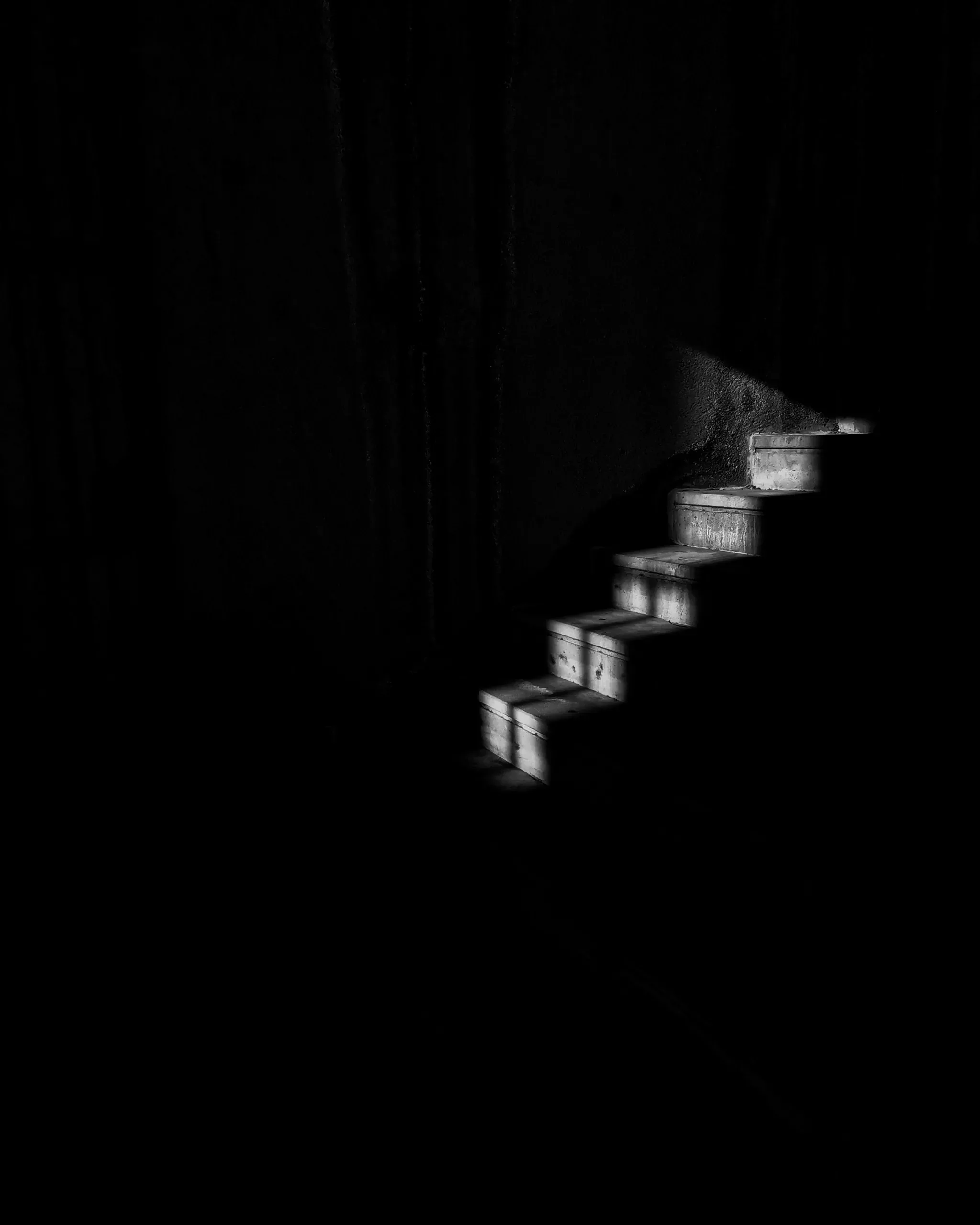 Escalera de Luz 2 – Fotografía creativa móvil en Barakaldo | Ibarakaldo