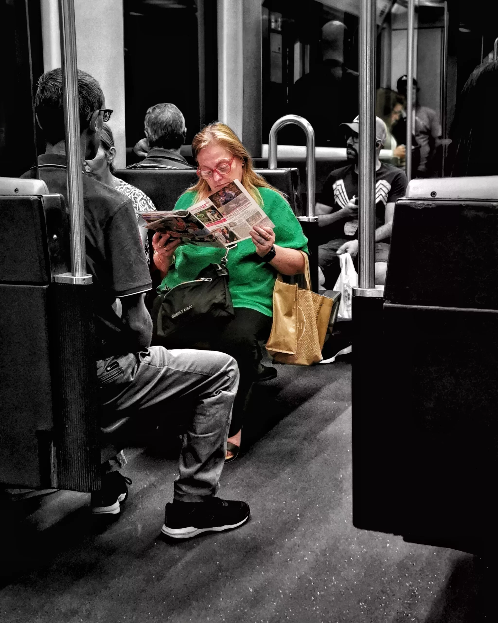 Jende – Gente 70 |  Historias Urbanas en el Metro | Fotografia Creativa movil Ibarakaldo