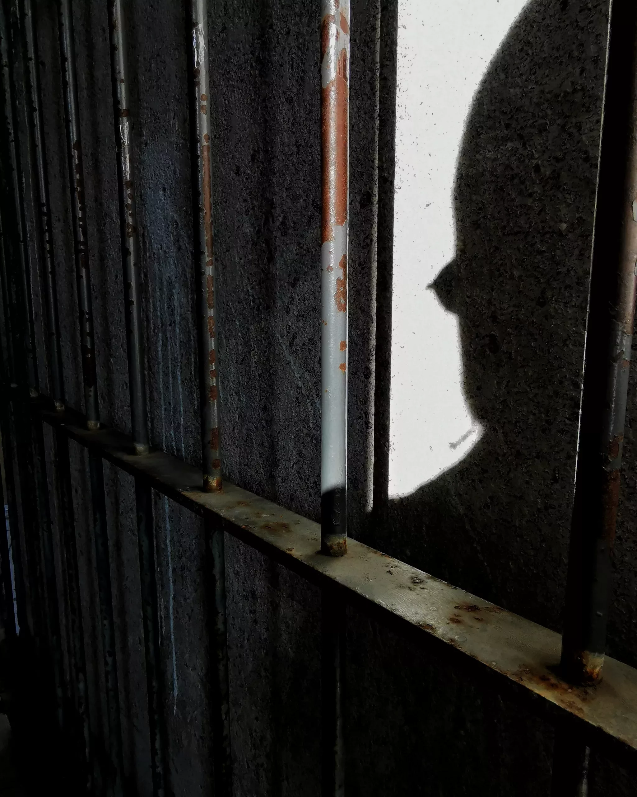 Alfred Hitchcock presents…. – Fotografía creativa móvil en Barakaldo | Ibarakaldo