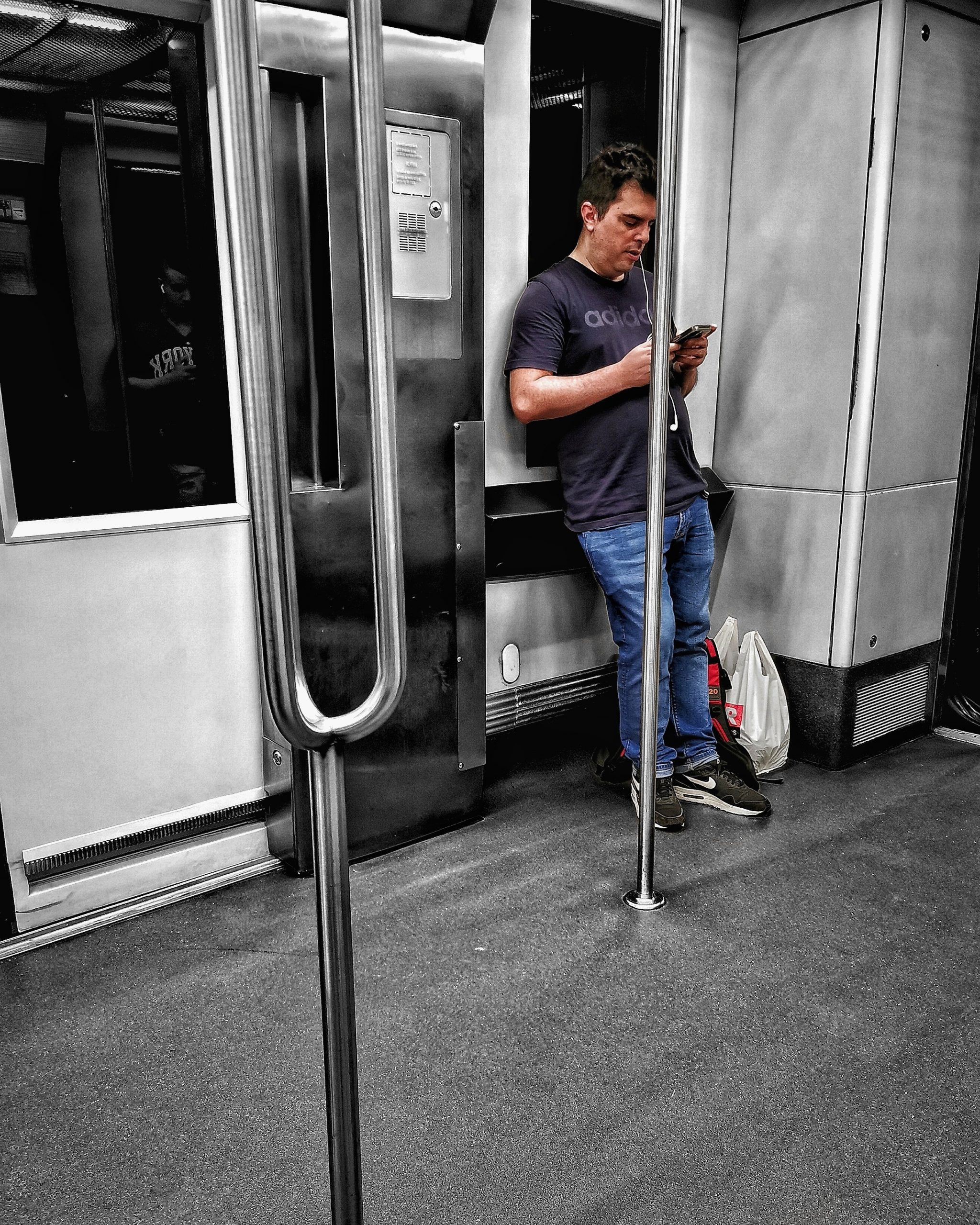 Jende – Gente 78  |  Historias Urbanas en el Metro | Fotografia Creativa movil Ibarakaldo