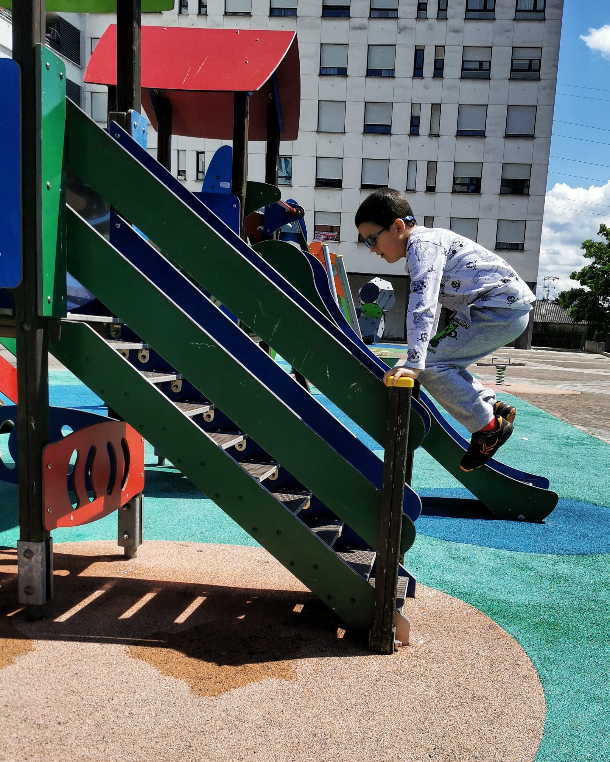 Jump  – Fotografía creativa móvil en Barakaldo | Ibarakaldo