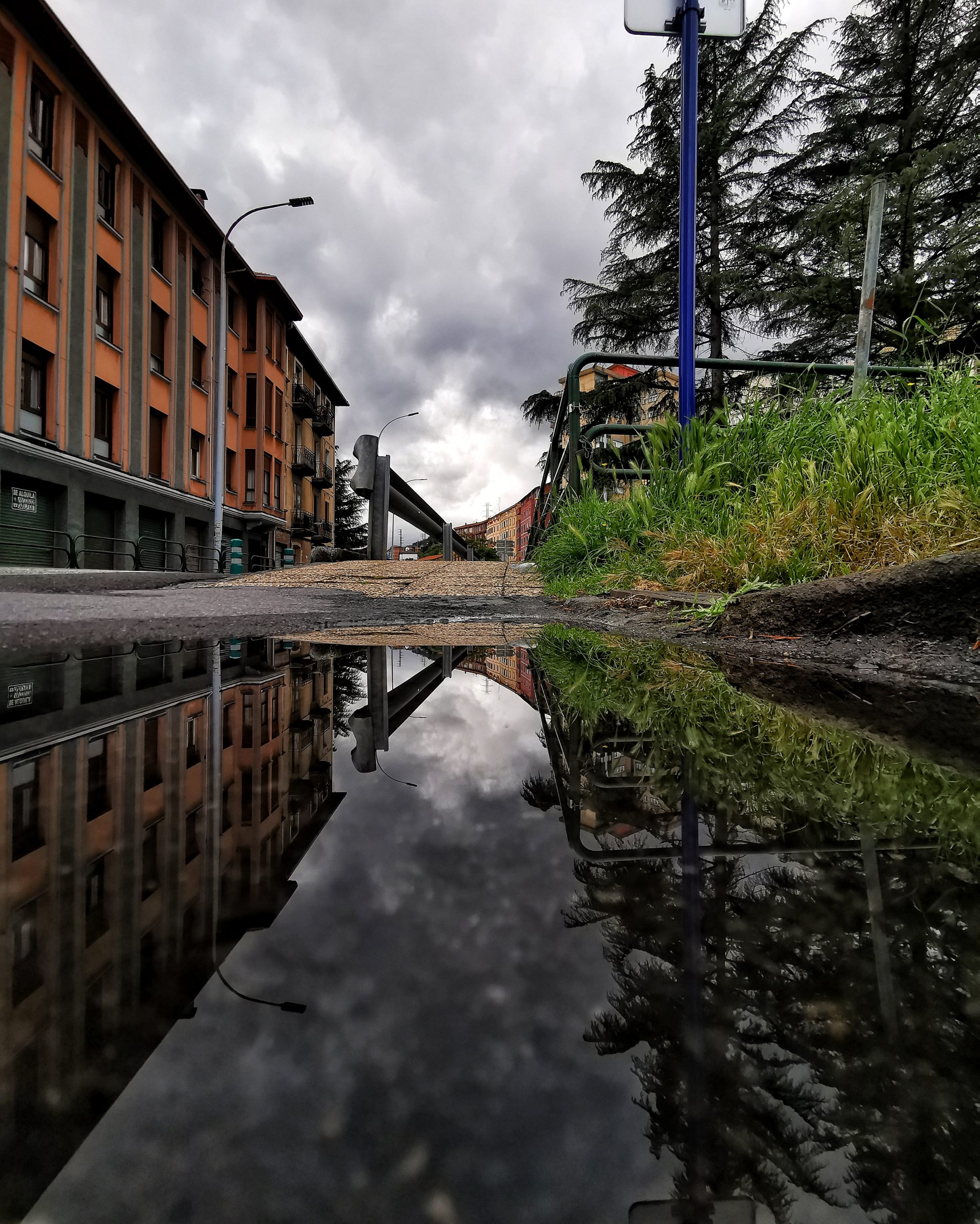 Reflejos Burtzeña 14 – Fotografía creativa móvil en Barakaldo | Ibarakaldo