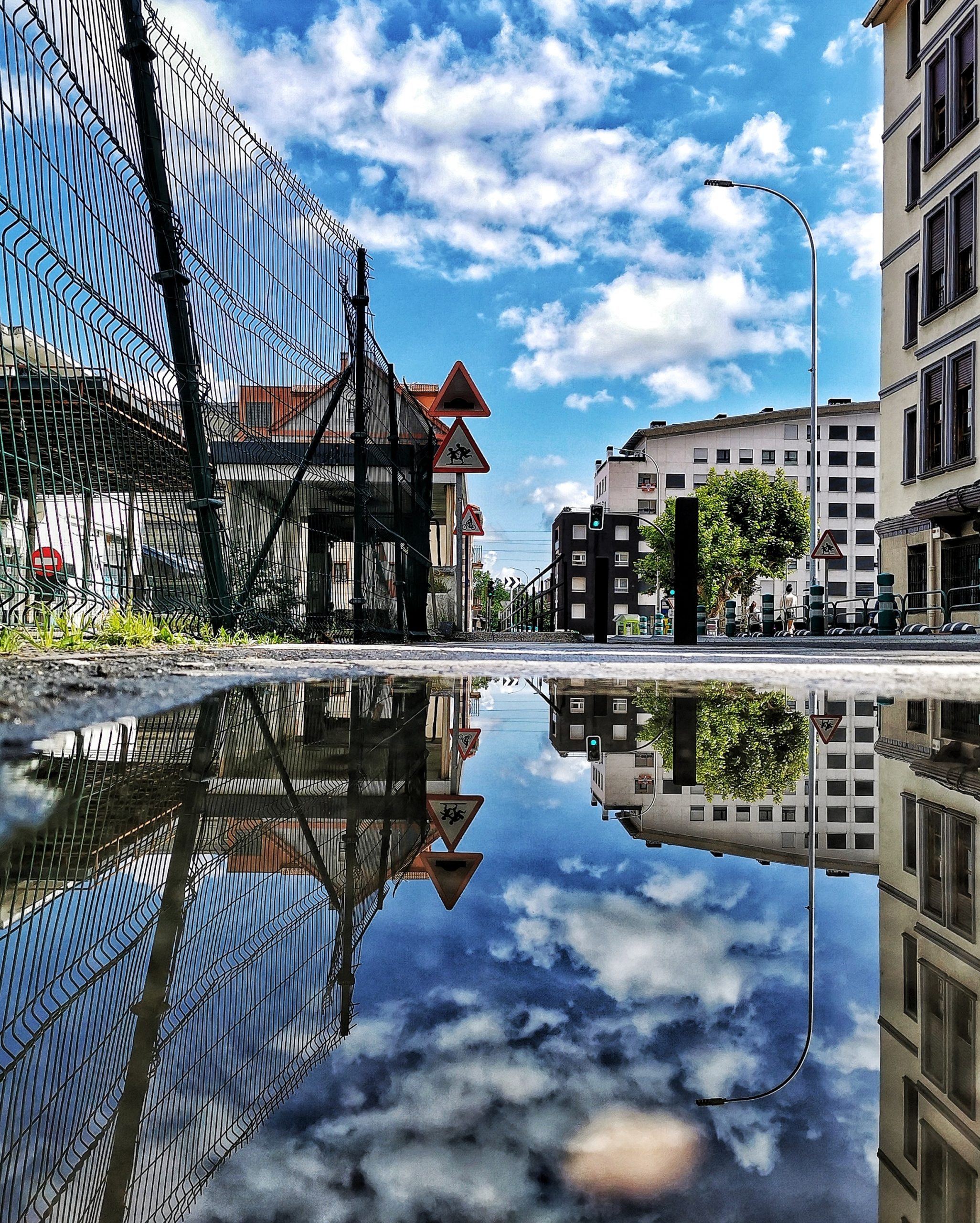 Reflejos Burtzeña 16 – Fotografía creativa móvil en Barakaldo | Ibarakaldo