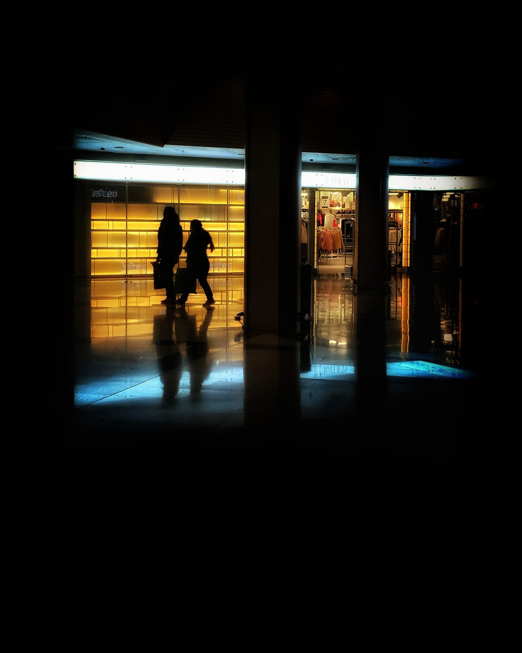 Tardeando en el Max Center – Fotografía creativa móvil en Barakaldo | Ibarakaldo