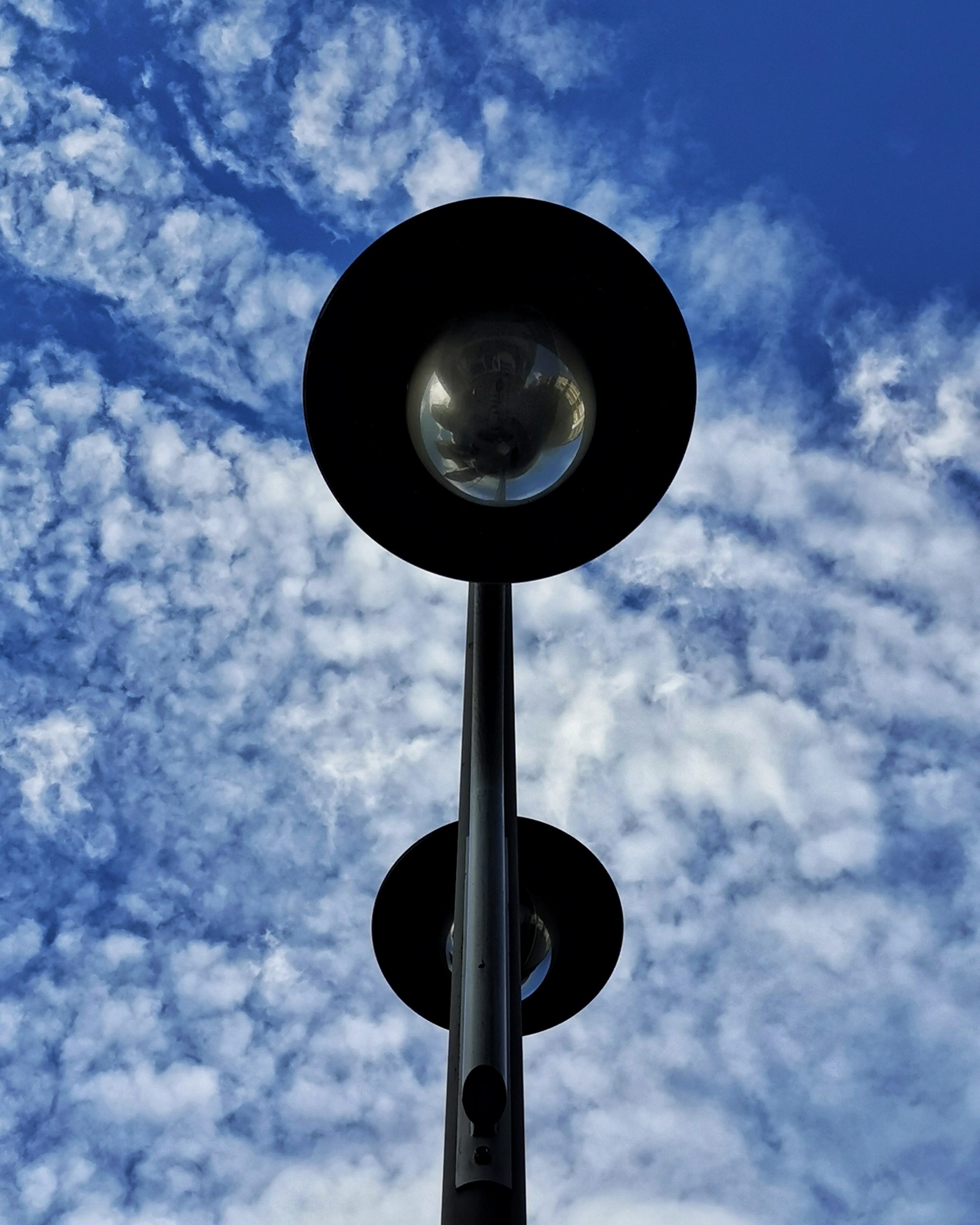 Mirando… 2 – Fotografía creativa móvil en Barakaldo | Ibarakaldo