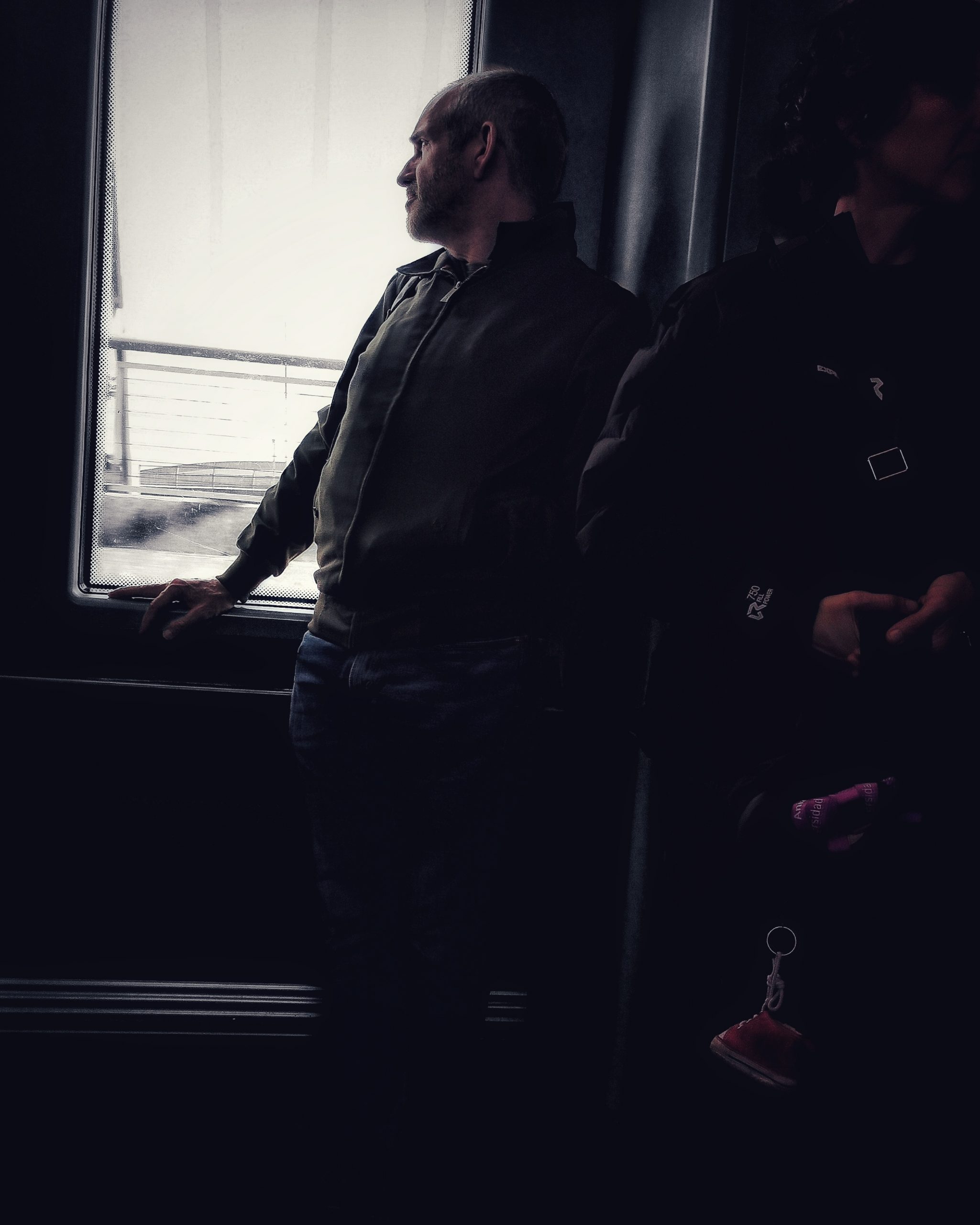 ¿Quien essss?…soy Yo yoooooo…..  |  Historias Urbanas en el Metro | Fotografia Creativa movil Ibarakaldo