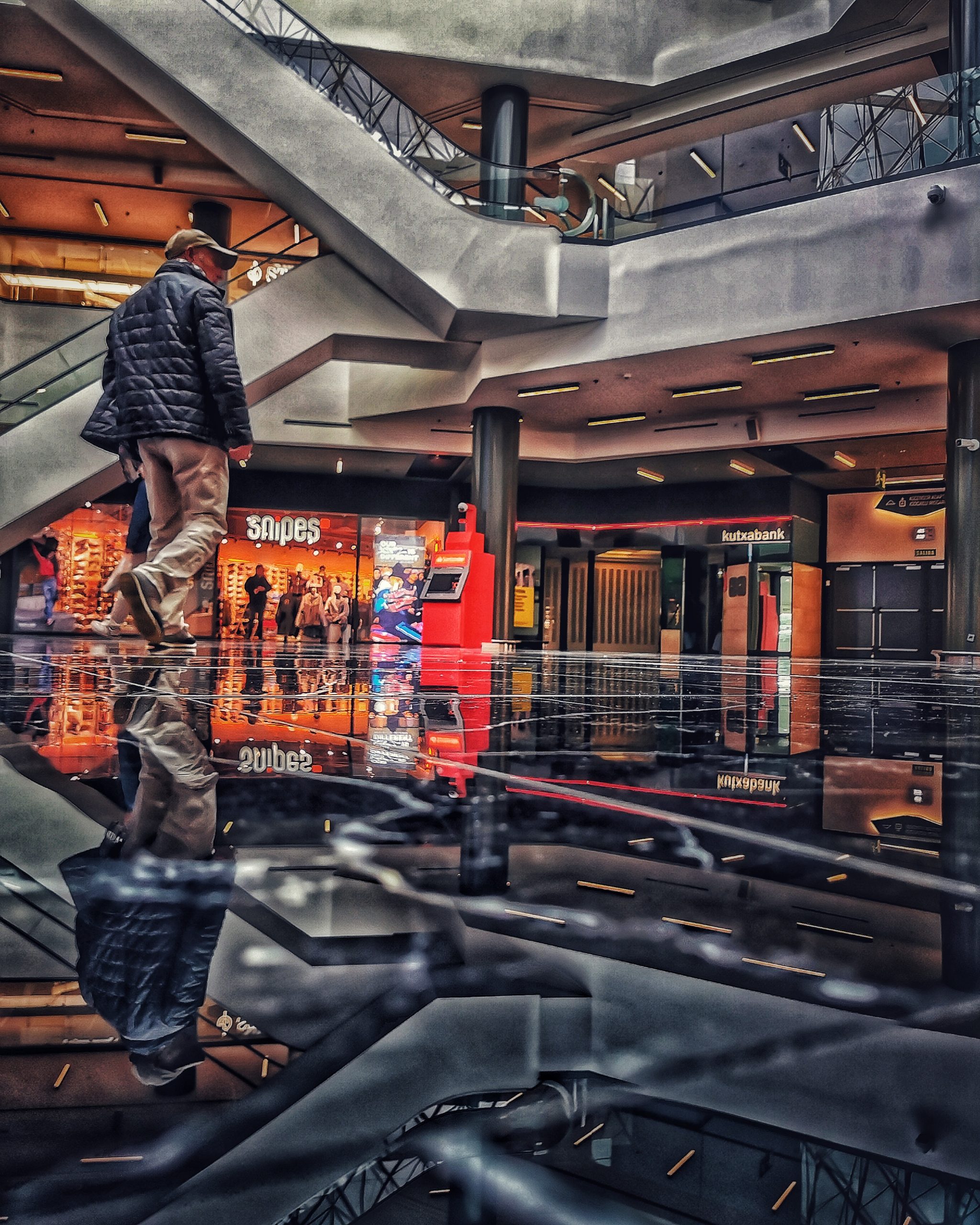 MAX CENTER Disfrutar el Momento 99 – Fotografía creativa móvil en Barakaldo | Ibarakaldo