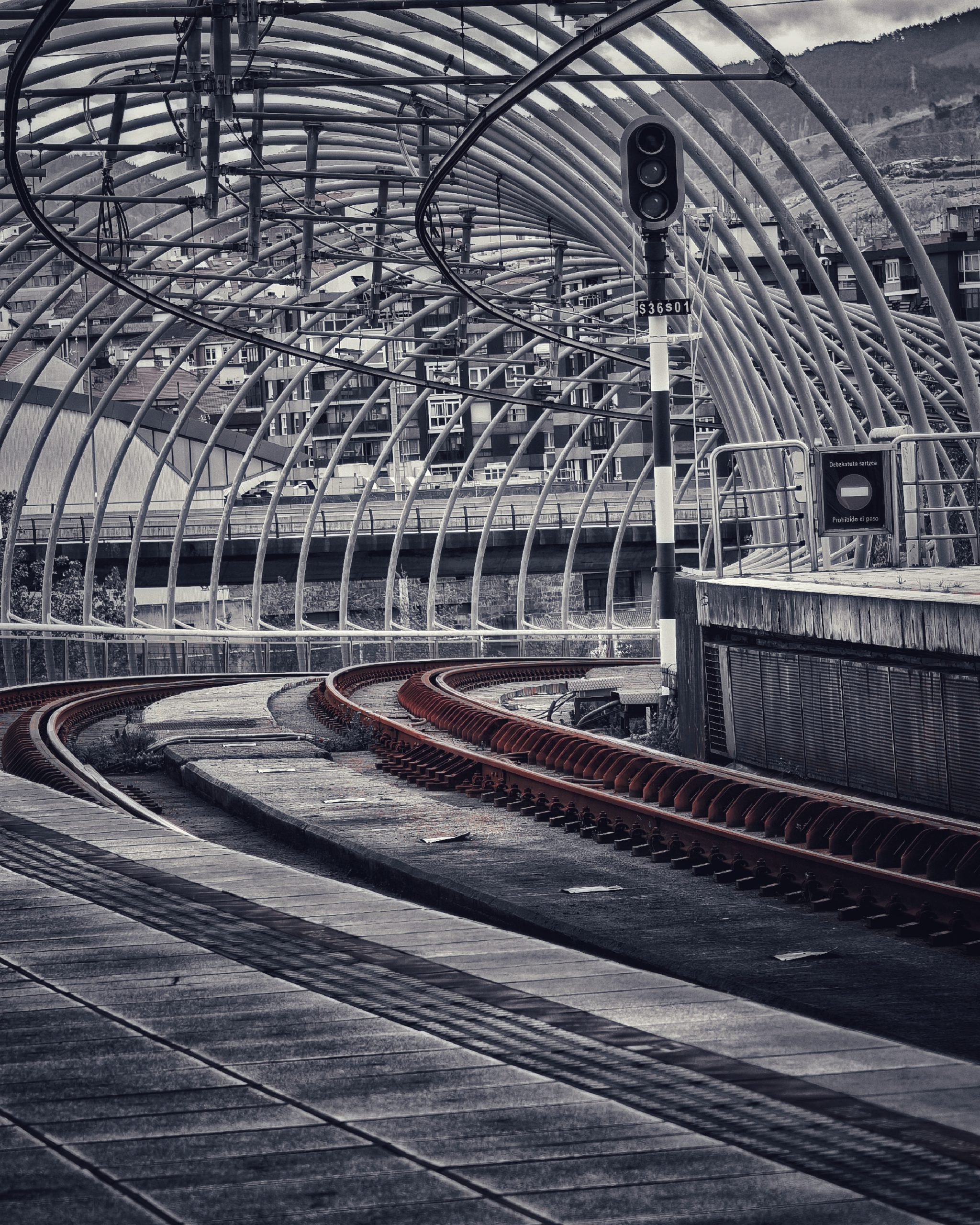 Metro Bilbao. Estación Urbinaga @metrobilbaoeus | Momentos Splash (Cut Out). Fotografía Creativa Ibarakaldo