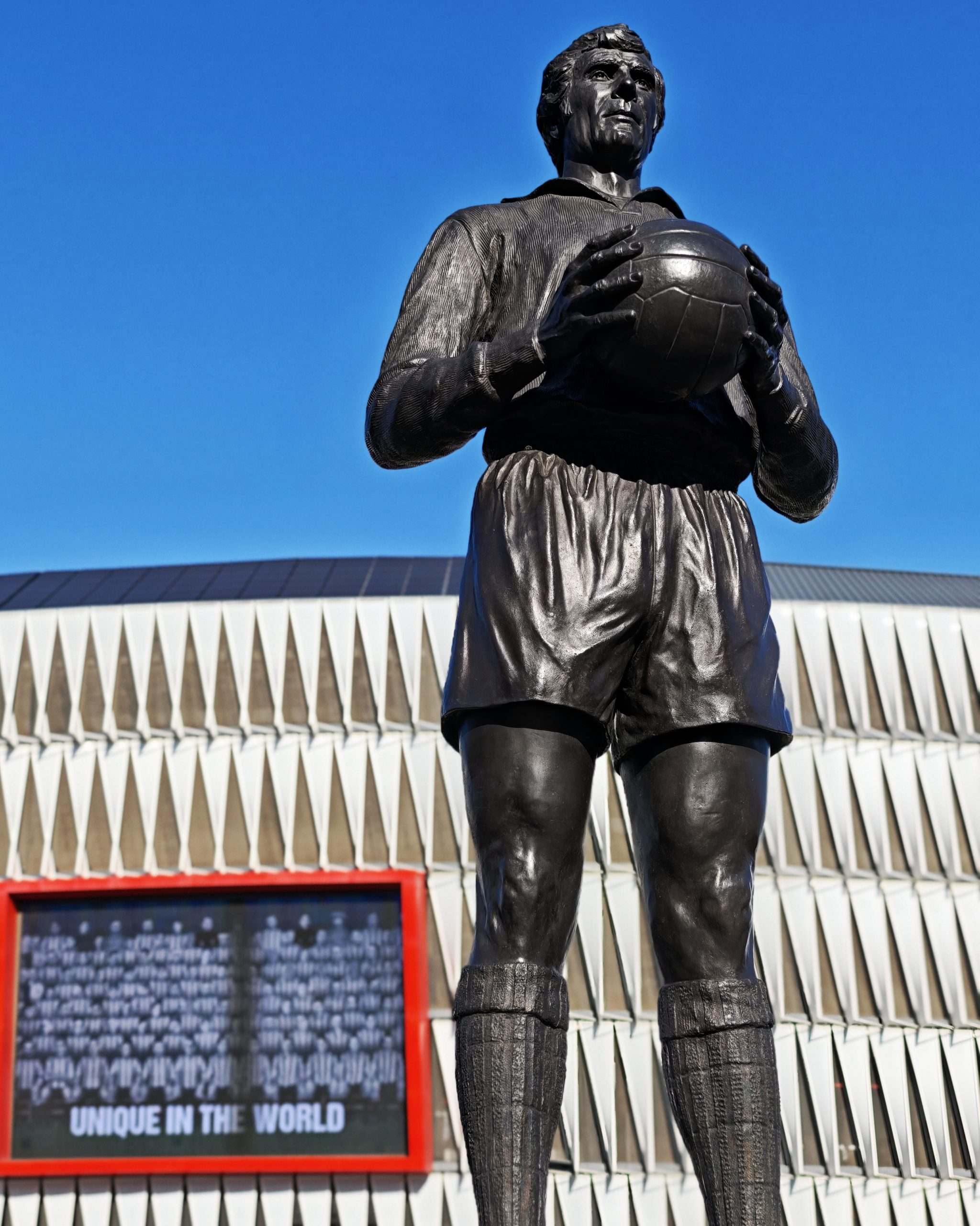 Is UNIQUE…. Is EL TXOPO 3. José Ángel Iribar @athleticclub  | Arte y fotografía en Bilbao | Ibarakaldo