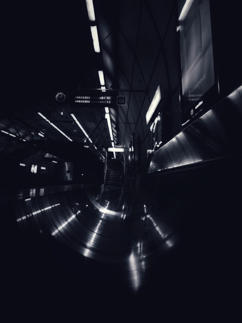 METRO BARAKALDO Disfrutar el Momento 135   – Fotografía creativa móvil en Barakaldo | Ibarakaldo