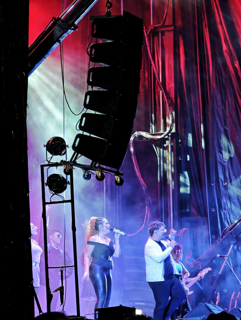 Music was my first love … Arte y fotografía en Bilbao | Ibarakaldo