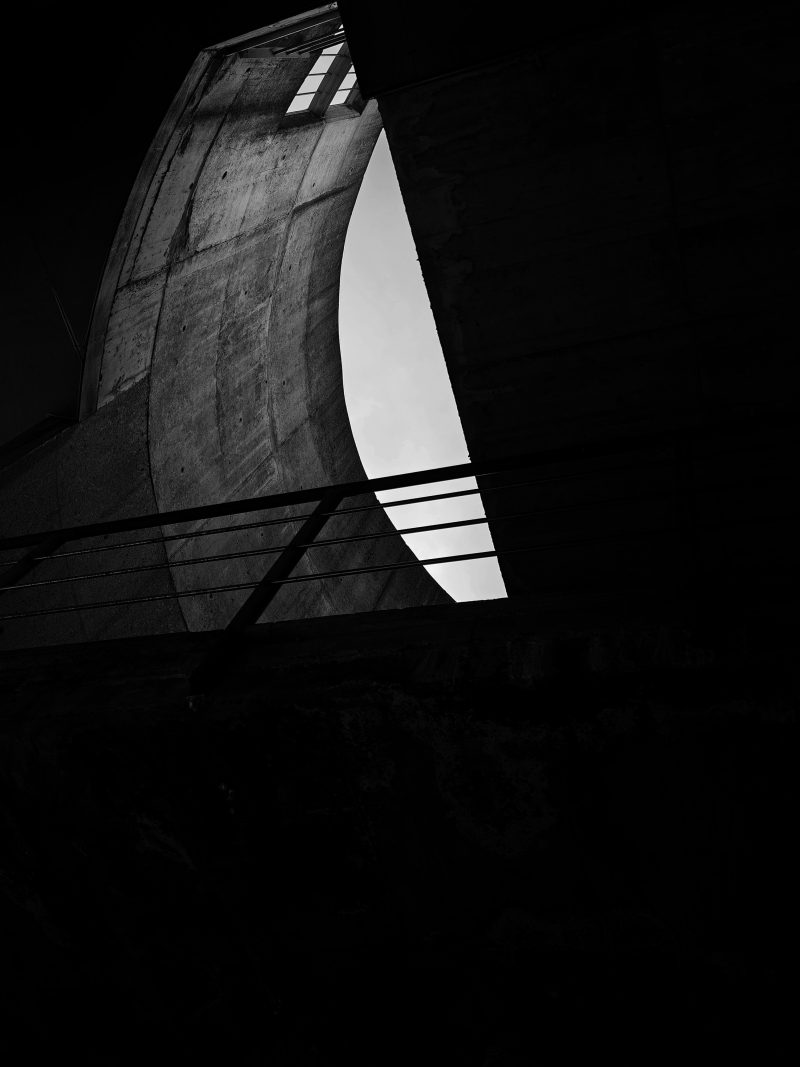 Geometría del Vacío  – Fotografía creativa móvil en Barakaldo | Ibarakaldo