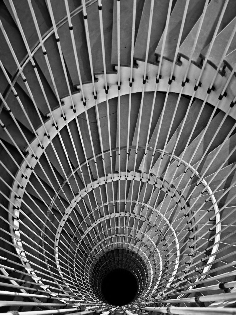 Hospital Universitario de Cruces. Escalera de Caracol – Fotografía creativa móvil en Barakaldo | Ibarakaldo