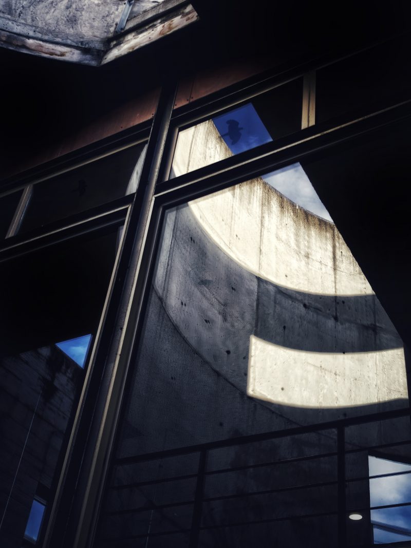 Cielo Enjaulado – Fotografía creativa móvil en Barakaldo | Ibarakaldo